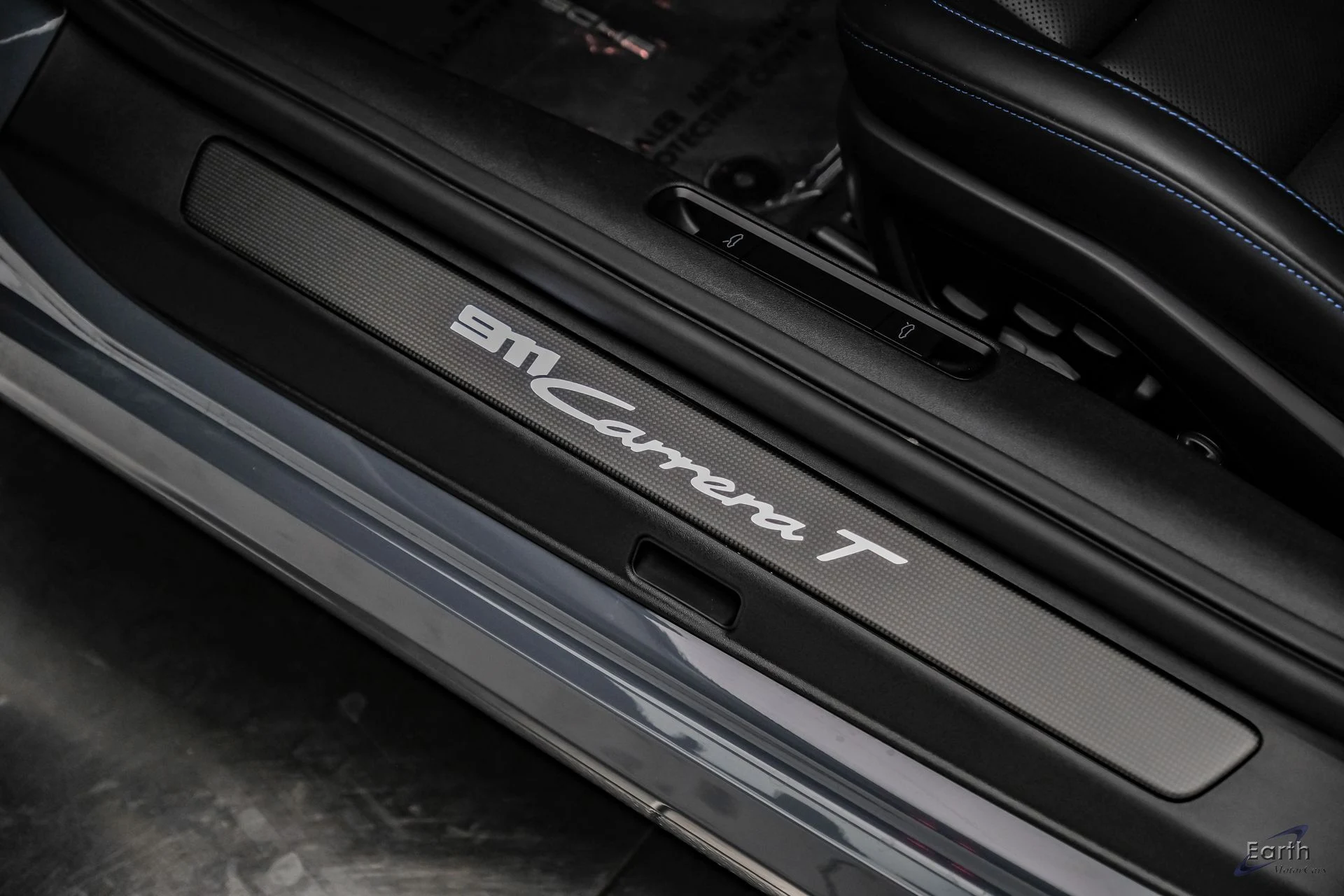 mph037_3303802561_ce60a51799ba8c9ede95c2fada5bdd6ex_239328b011