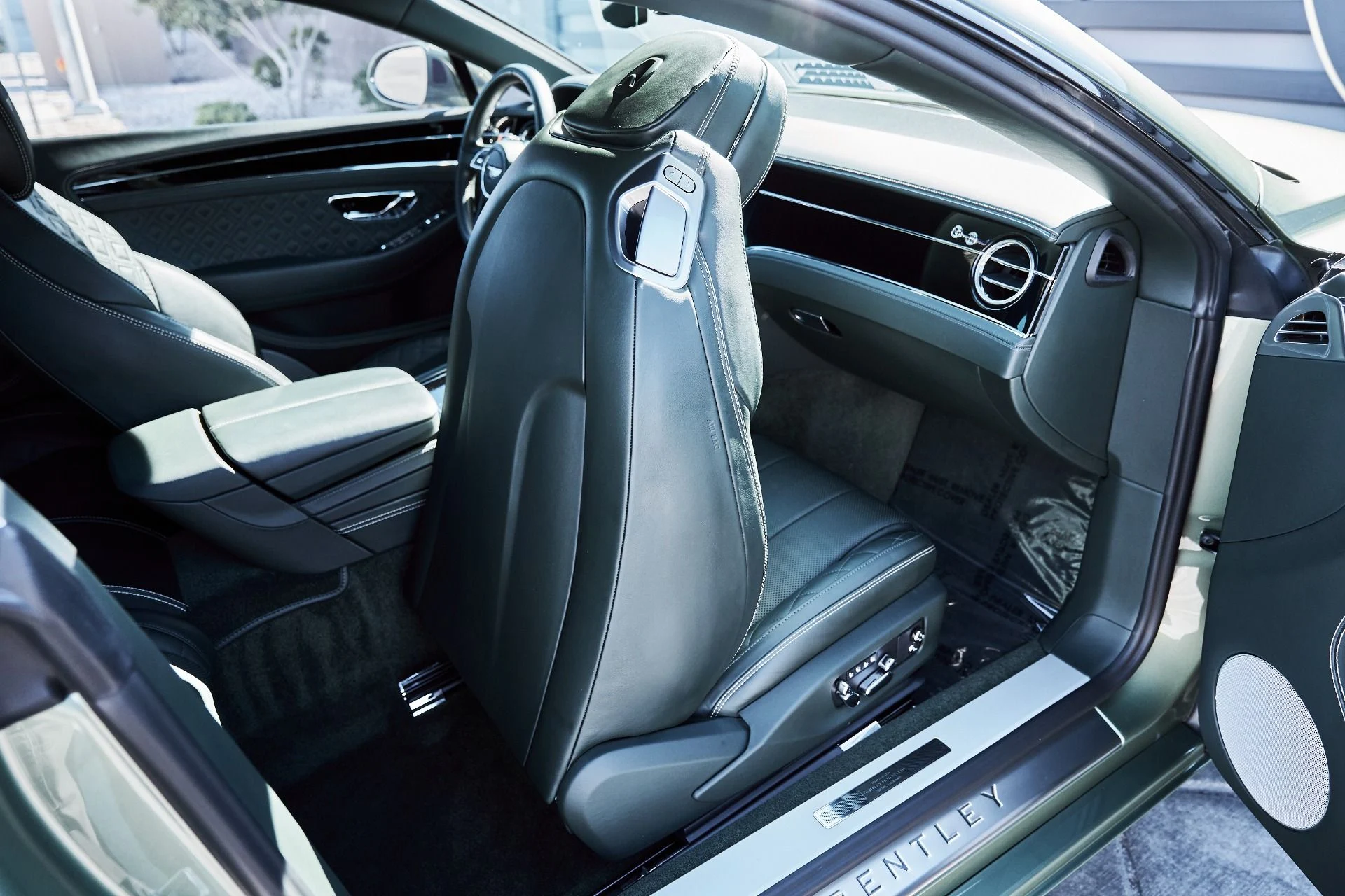 mph037_3304610639_Used_2020_Bentley_Continental_GT_V8_1776226468_89c8e6416b