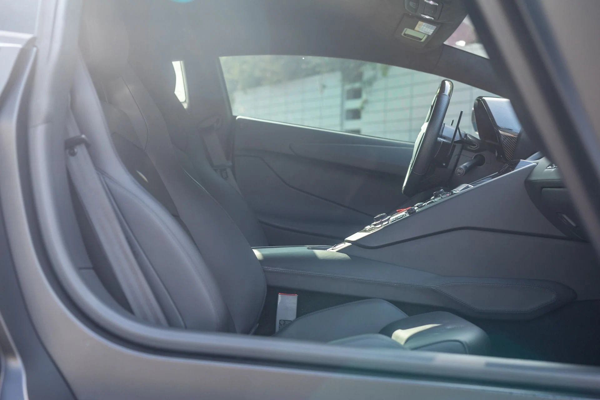 mph037_3306281294_Used_2014_Lamborghini_Aventador_LP_700_4_1776699950_8ebbc99f8b