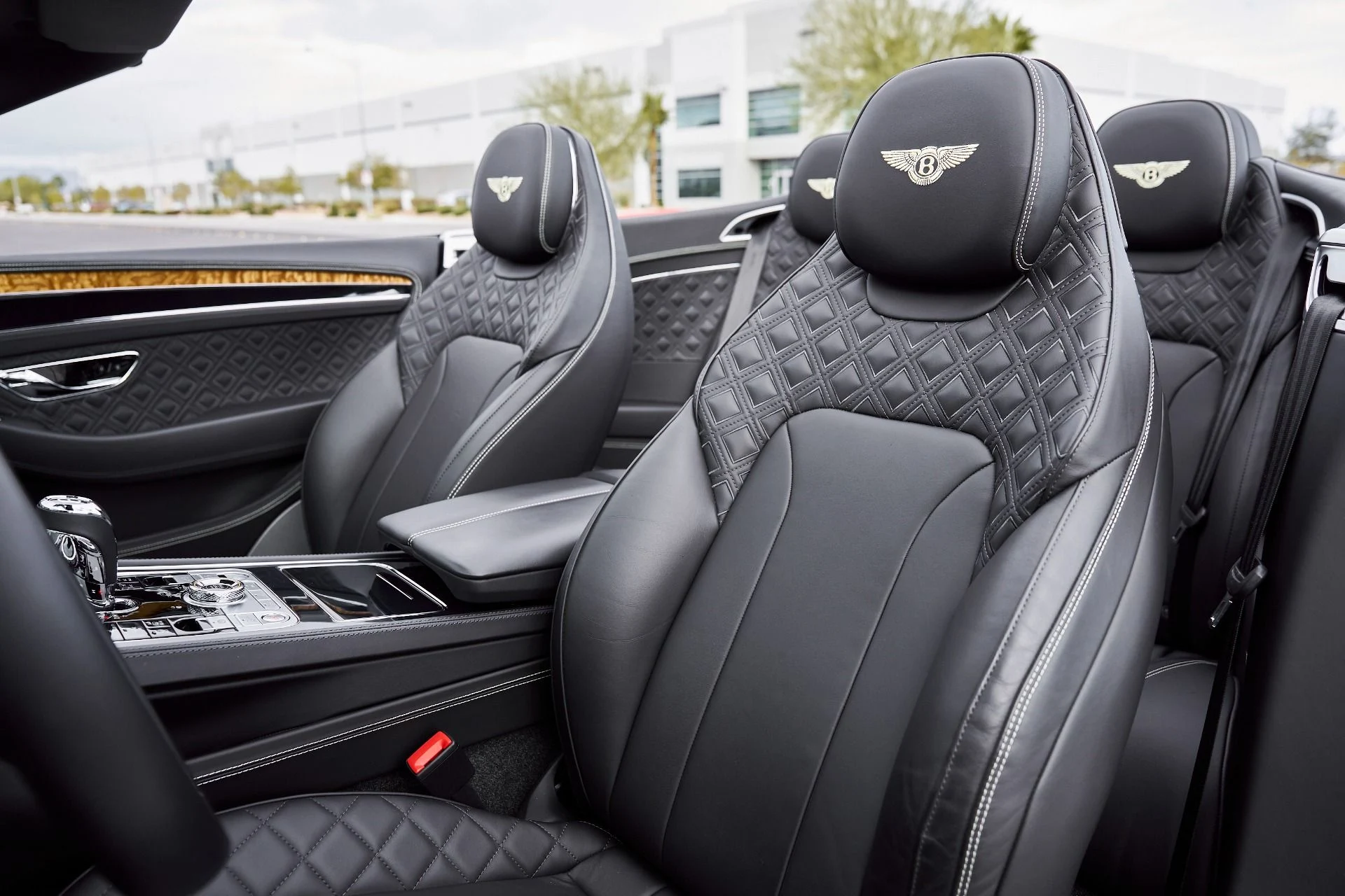 mph037_3308266819_Used_2022_Bentley_Continental_GT_V8_1766800389_656200df4f