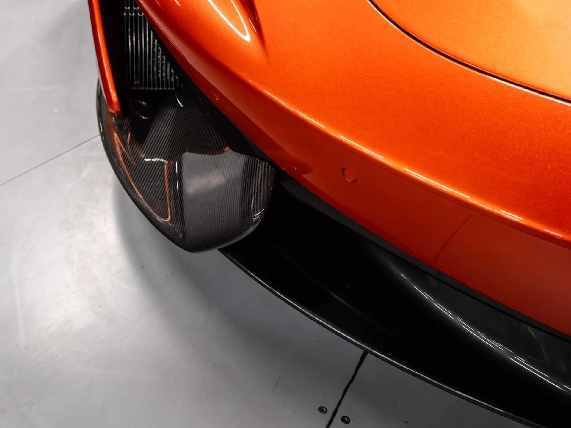 mph037_331216709_mclaren_570s_2017_faf4d6c490