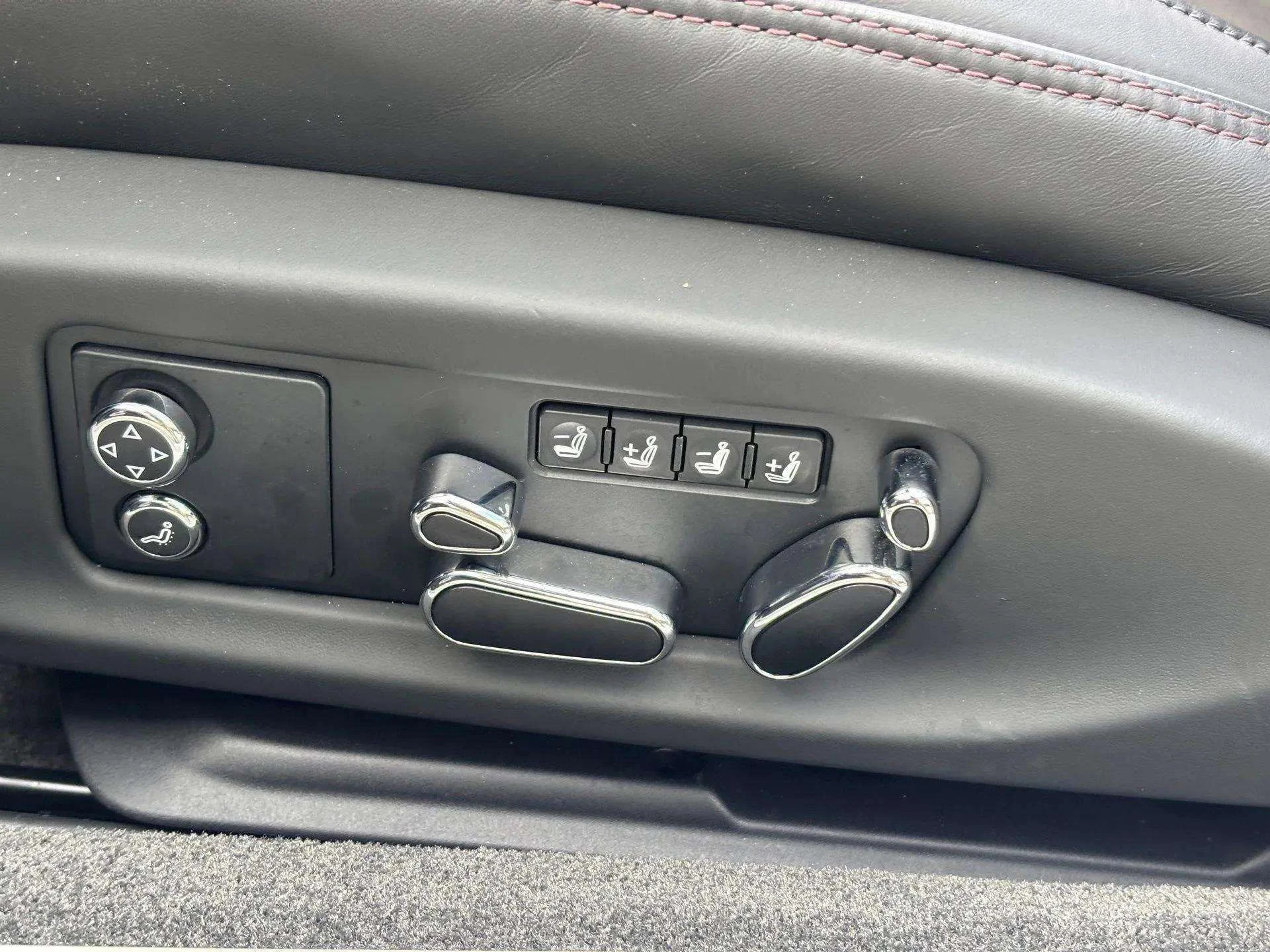 mph037_3317900875_396b1c1f1c4541fc80c7985f25f5550e_9b5804f415