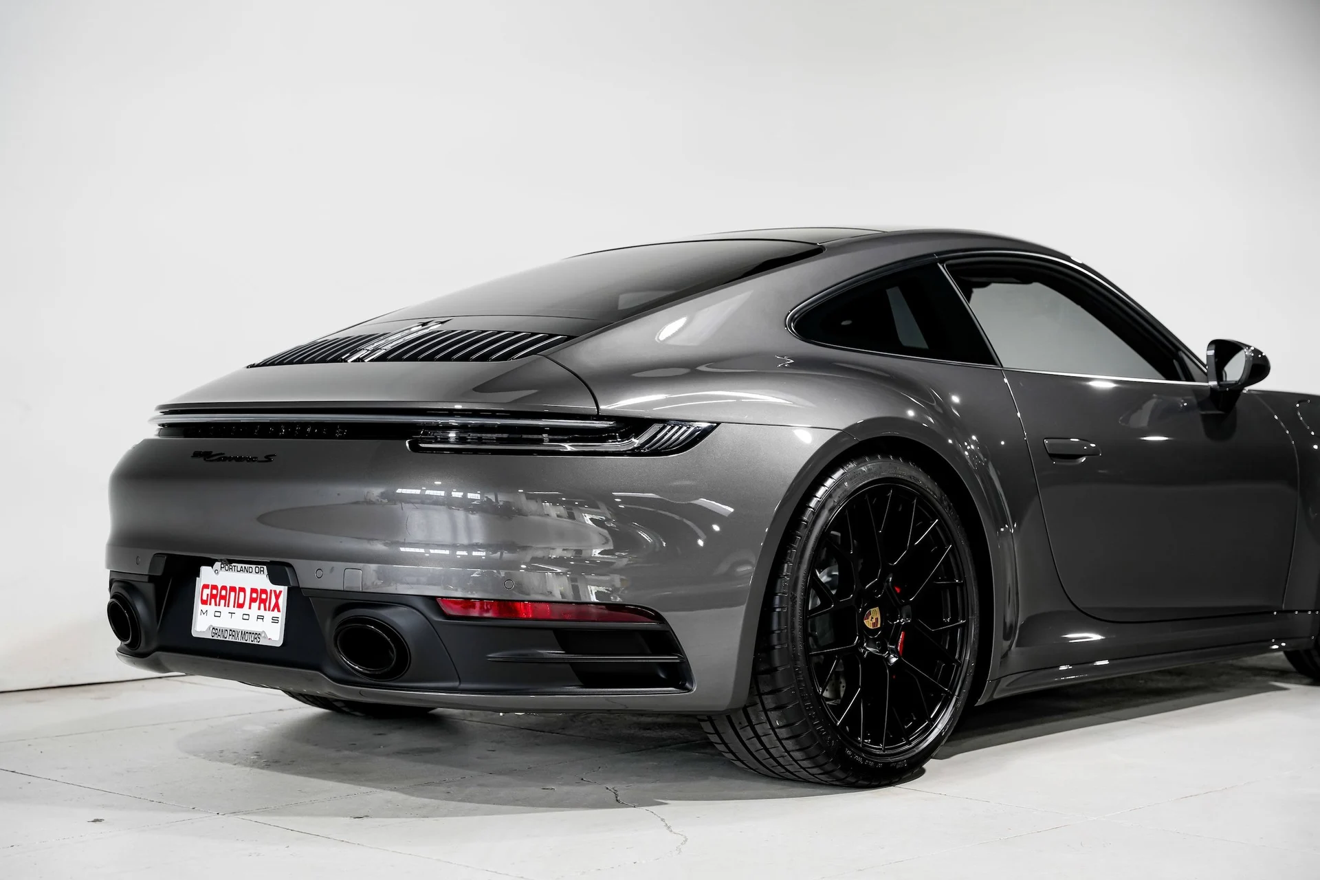 mph037_3319648441_e105efa9668a40191e8eb049345a7307x_c7559225a0