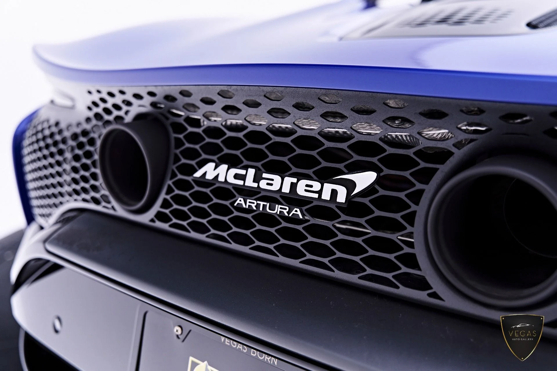 mph037_3329637040_Used_2025_Mc_Laren_Artura_Performance_1782521692_c67f001dc2