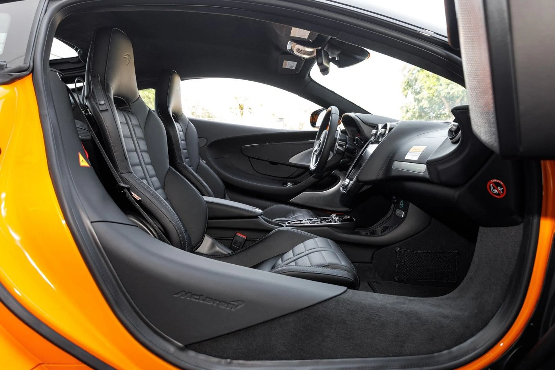 mph037_3341028211_671_p38_l_c9dec693a2