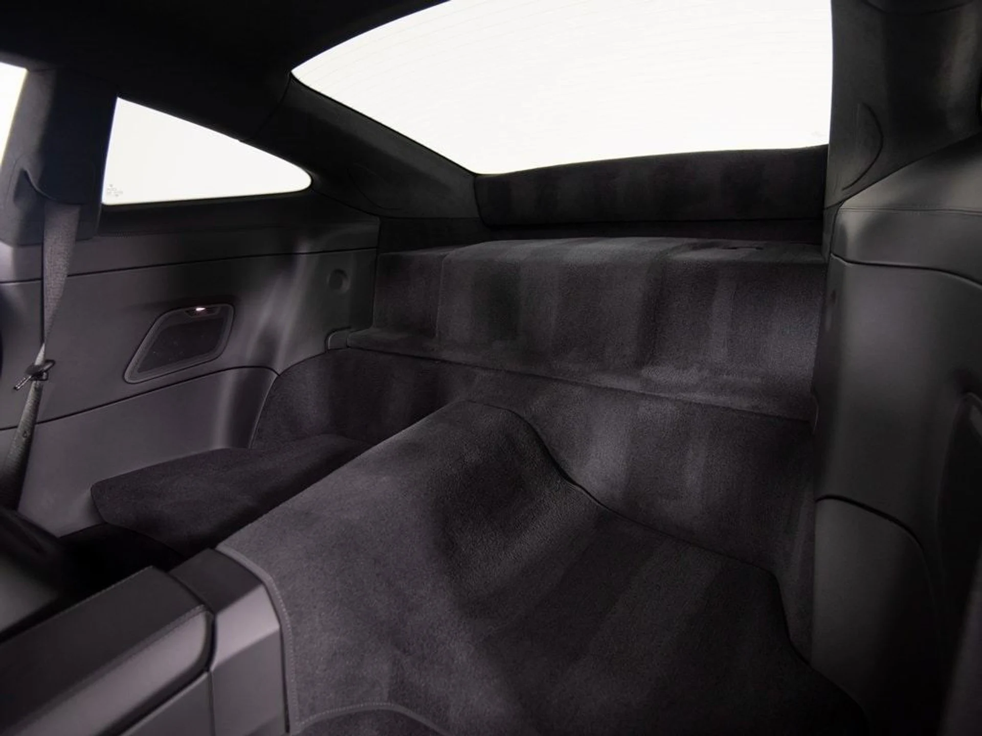 mph037_3346190480_6a2470dc5c2496c7c2aae924108b9e8ex_7a3e23cec9