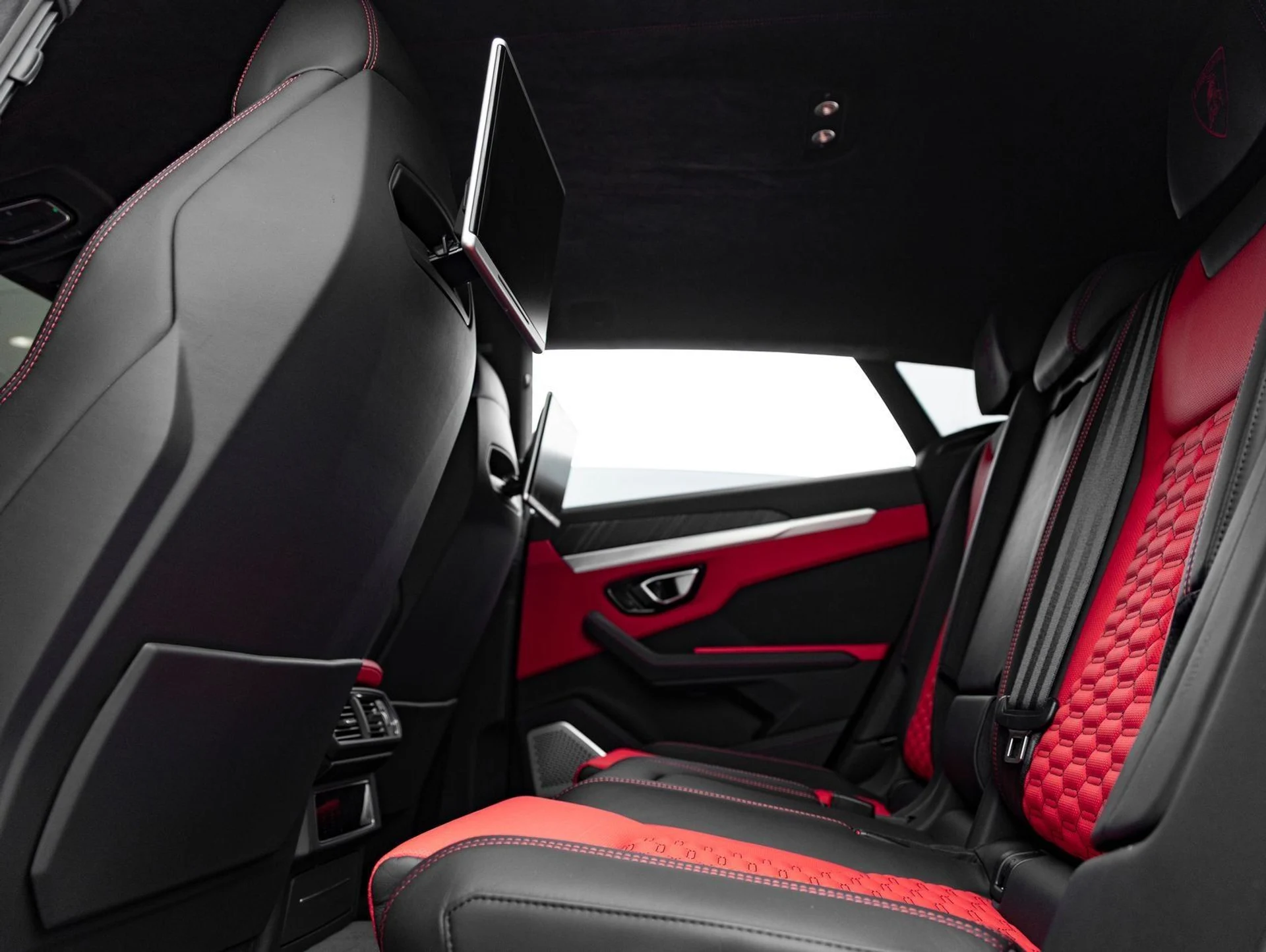 mph037_3353211708_38_b74a219d84