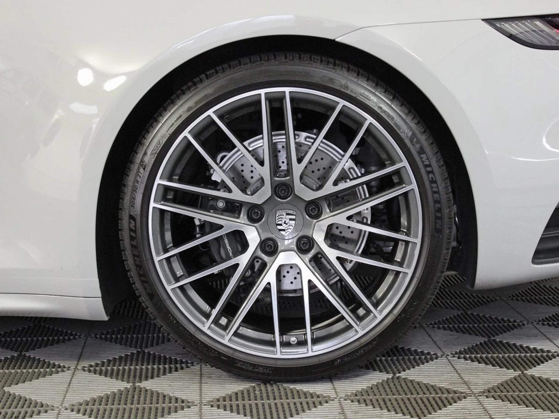 mph037_3356784953_38_6e5679cc78