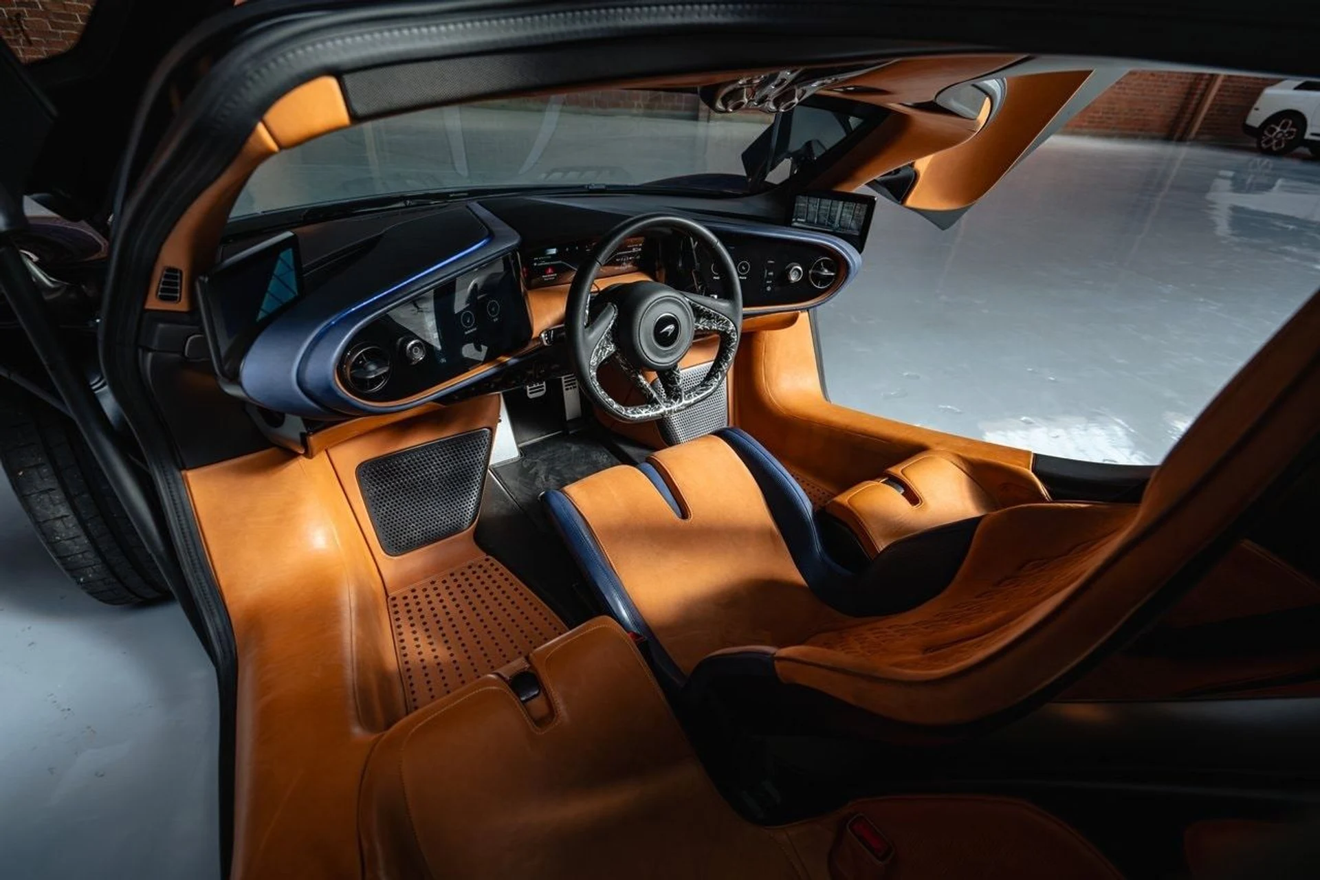 mph037_336008772_d8a2c7b347a1715281e8169baa3ccd49x_8664418502