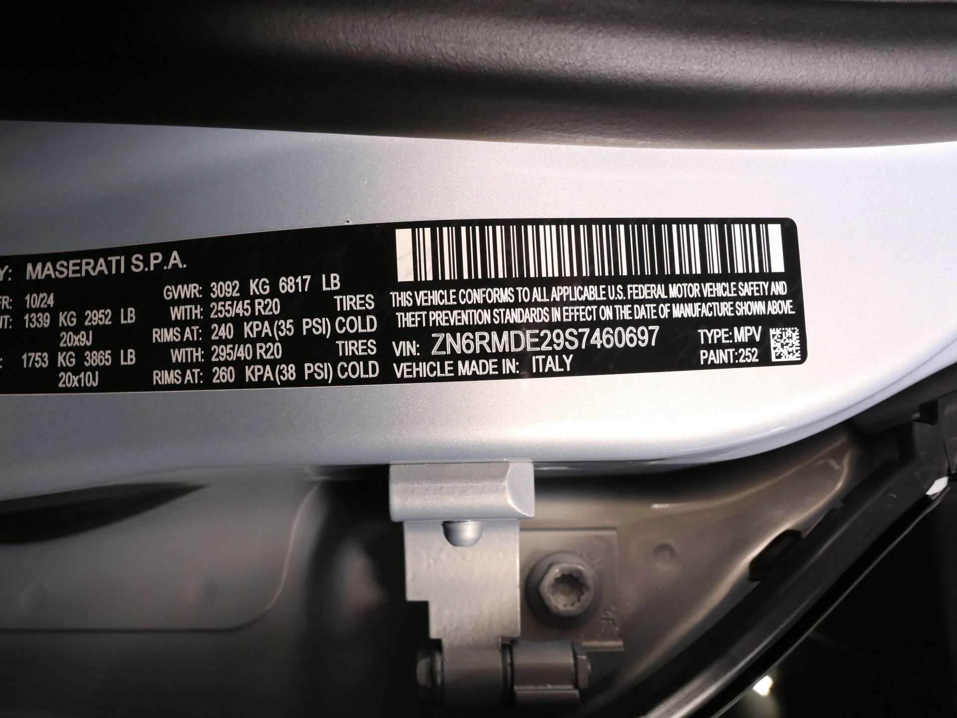 mph037_33718476_New_2025_Maserati_Grecale_Folgore_1738220103_997c40364a