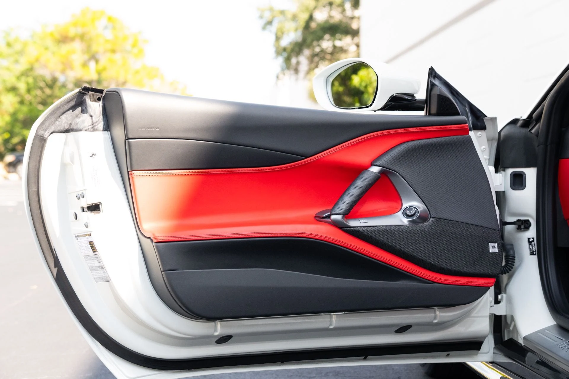 mph037_3378901199_Used_2021_Ferrari_812_GTS_1770760460_650a68ea3b