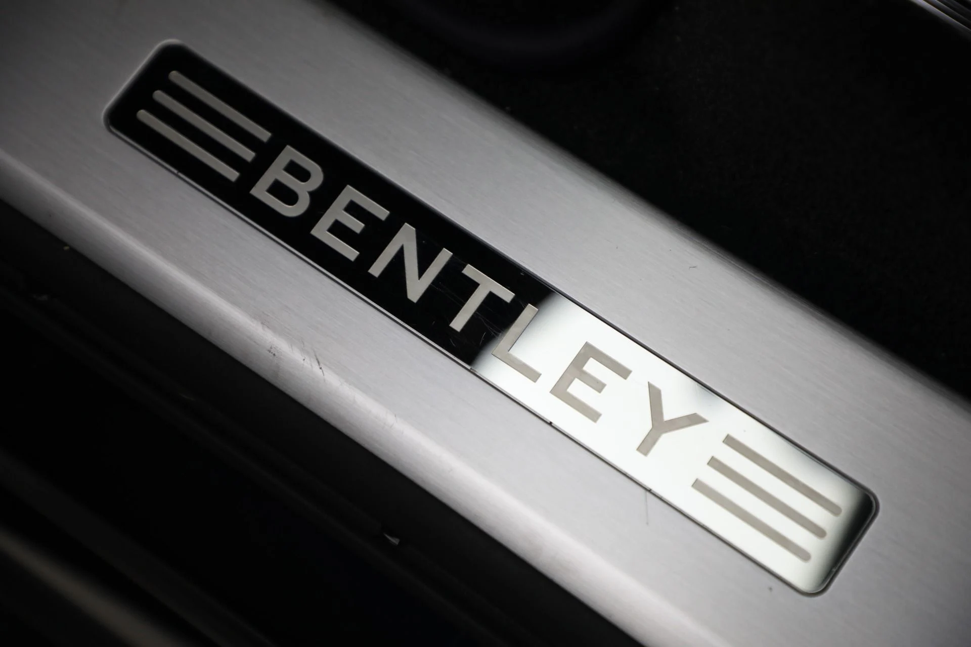 mph037_3394455492_Used_2022_Bentley_Bentayga_V8_eb09b629df