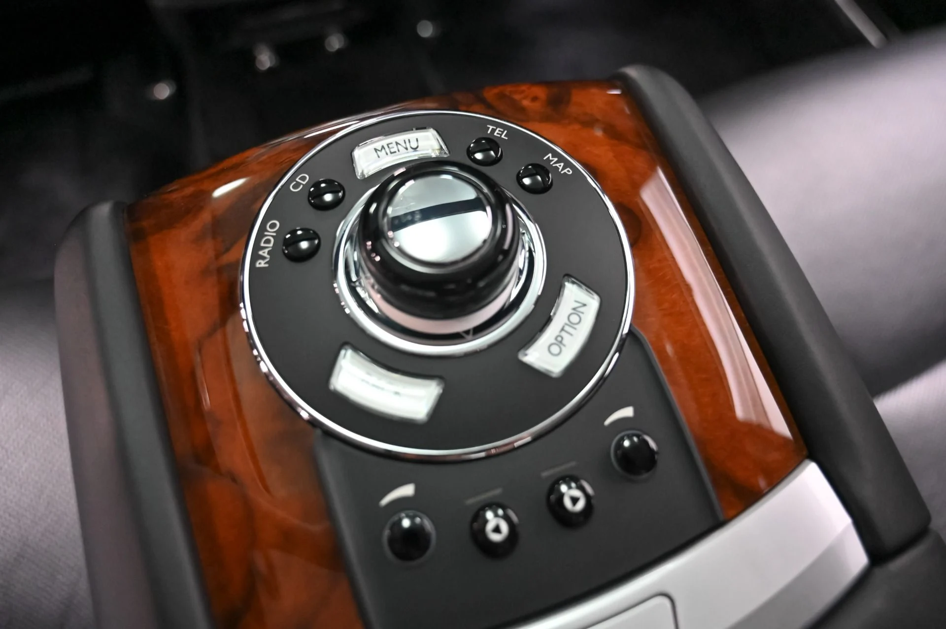 mph037_3397551527_Used_2012_Rolls_Royce_Ghost_1757528739_9cdaeed0e2