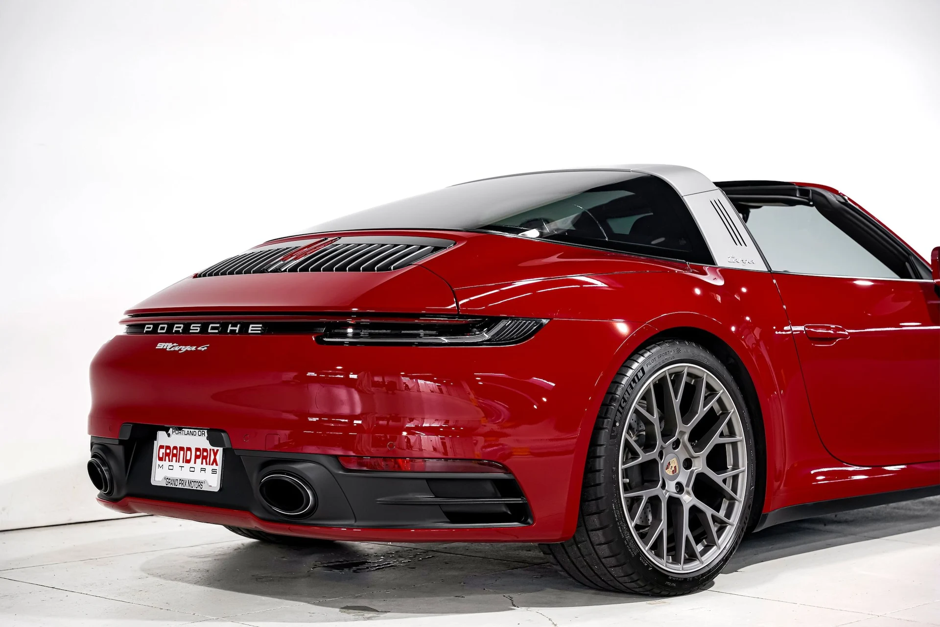 mph037_3399526560_af66715440eb2d9ae775dee4a3c8aac2x_3e8bf27415