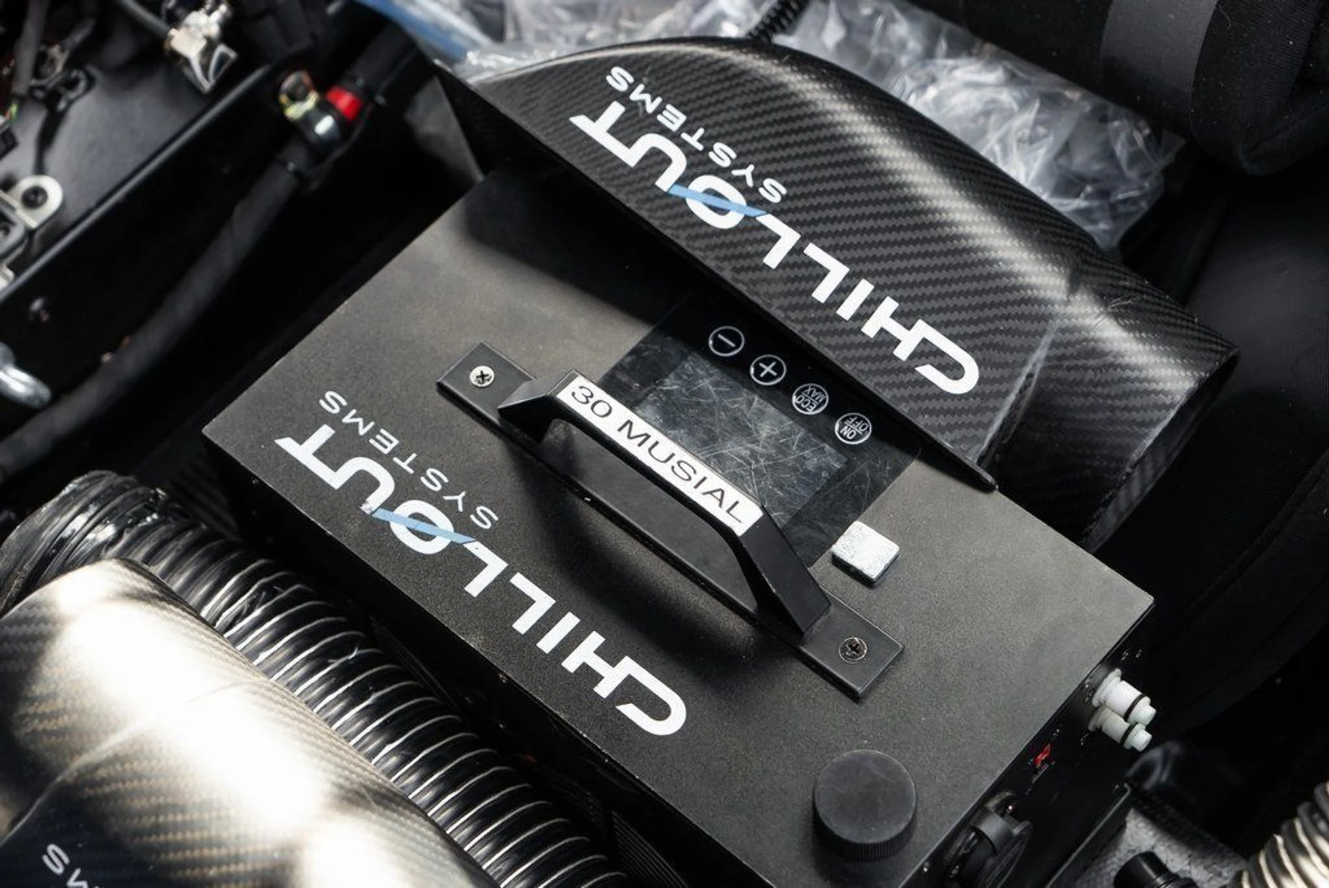 mph037_3408132355_42b5b2664475fb76e6858cc82dc0e9c3_a2a196e730