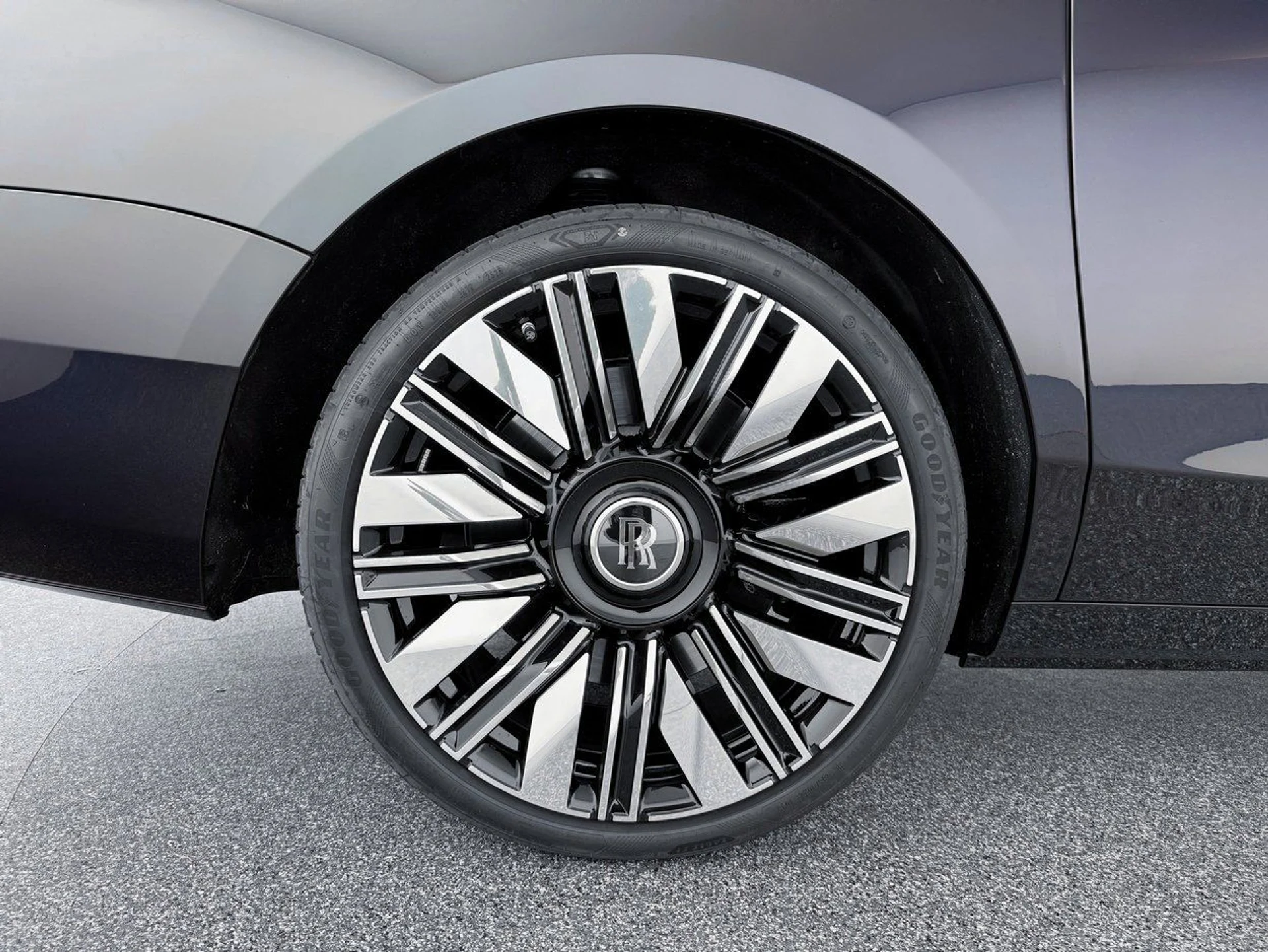 mph037_3408673708_1a220ae0347045ce6742a46aaa18e715x_9752141c74