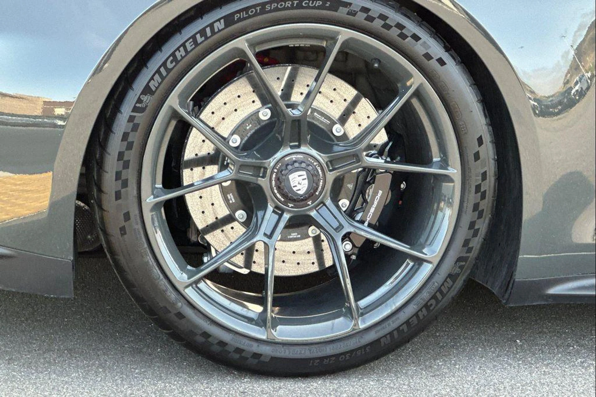 mph037_340999016_PB_Uia_Q0_G_Gj_A_f4en_H9_Dw_Hyzt5z0_f3f1e32619