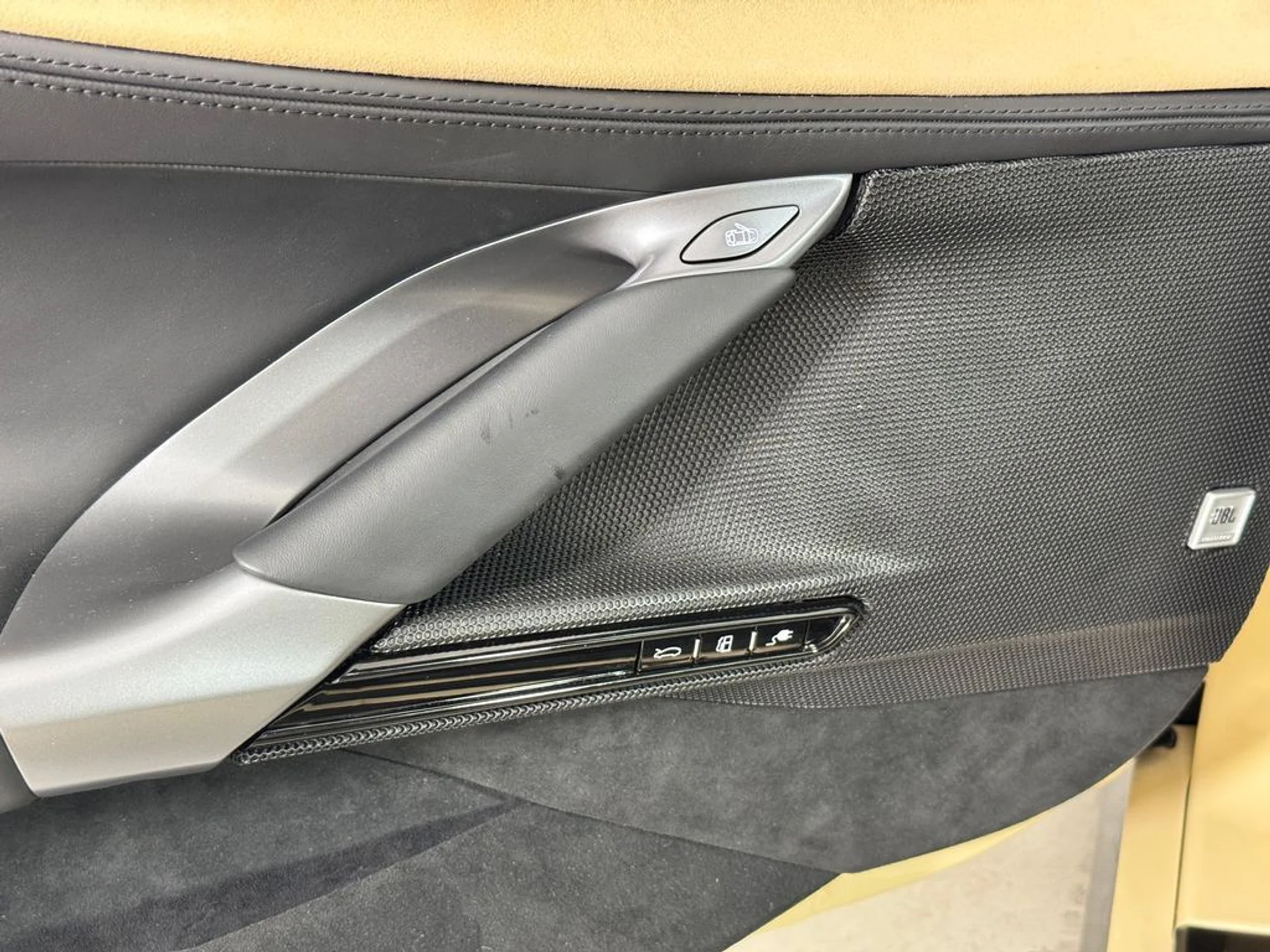 mph037_3412995211_0thmmwn9qj39z1o1q47gdwc3h70n_f85d75fc04