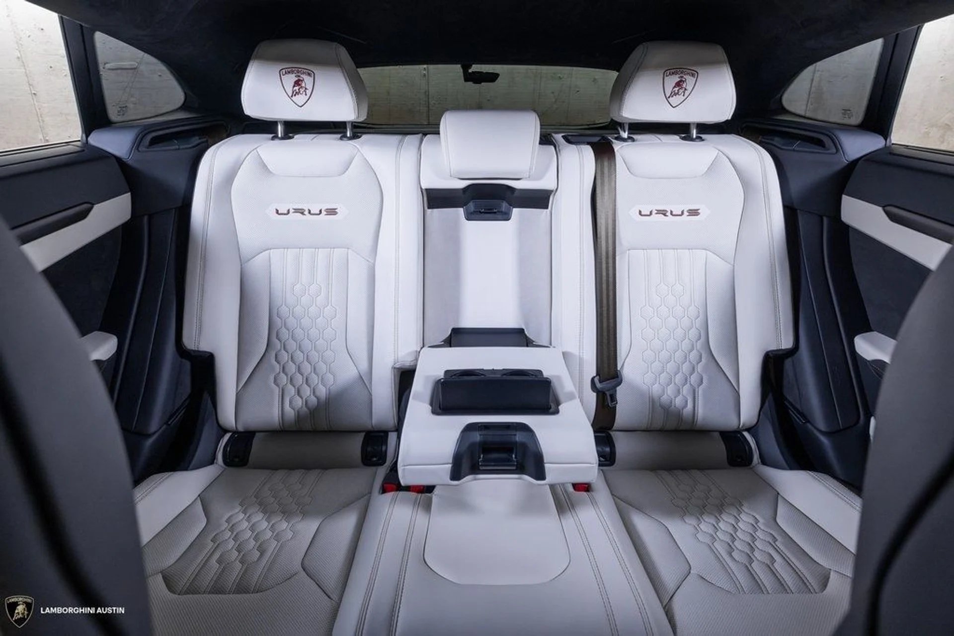 mph037_3414050854_bdaa3e2838569f972988fdffc19e3b6bx_7bd0177e85