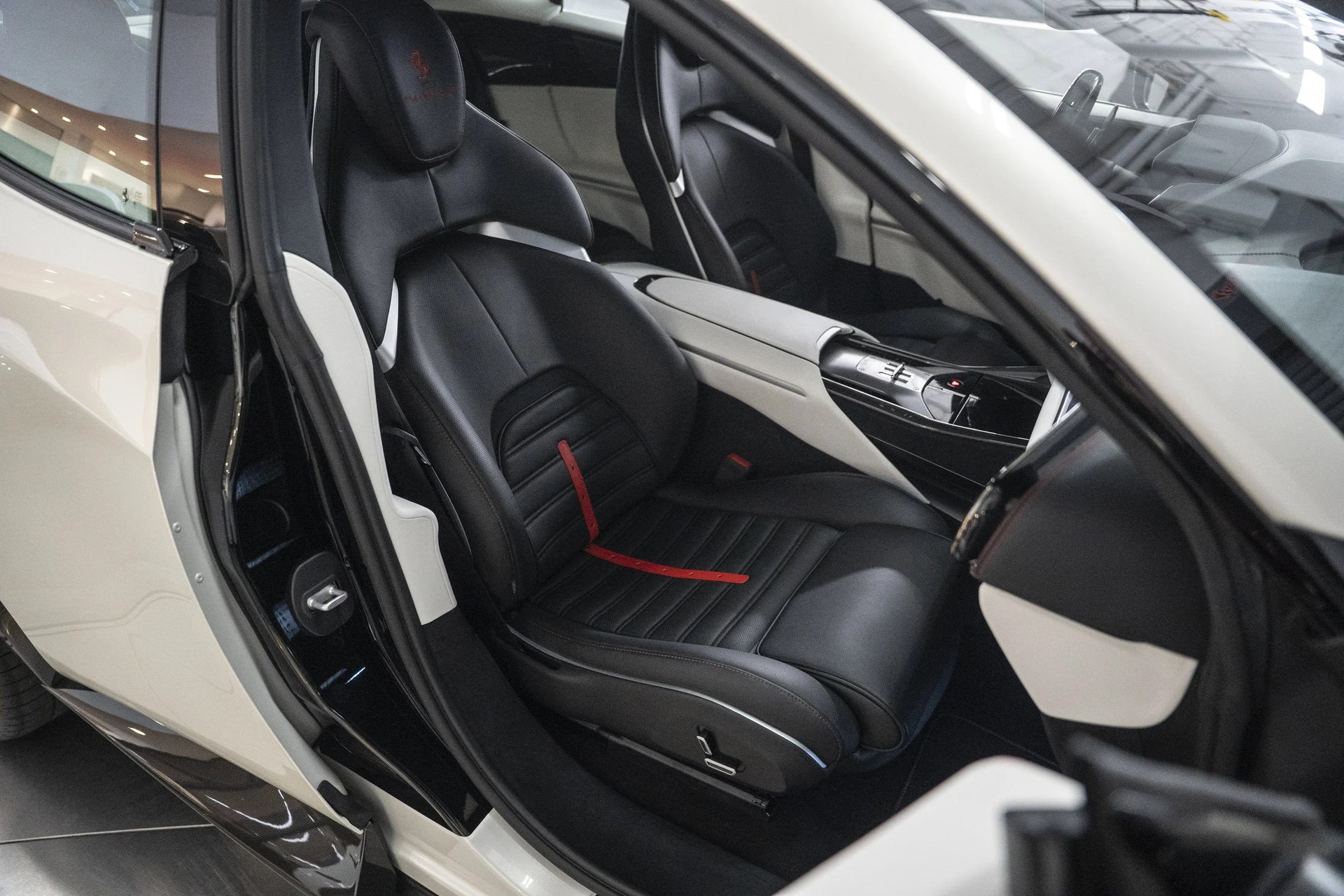 mph037_3415565439_87b7c77772da44868a027a1a82c69d28_97c0e590ce