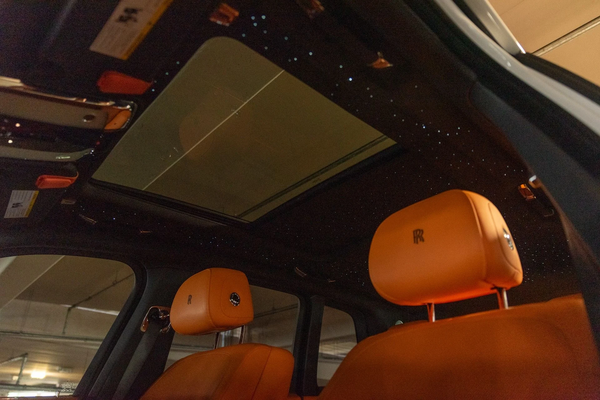 mph037_3418932227_Used_2020_Rolls_Royce_Cullinan_1764721010_4bc89fb819