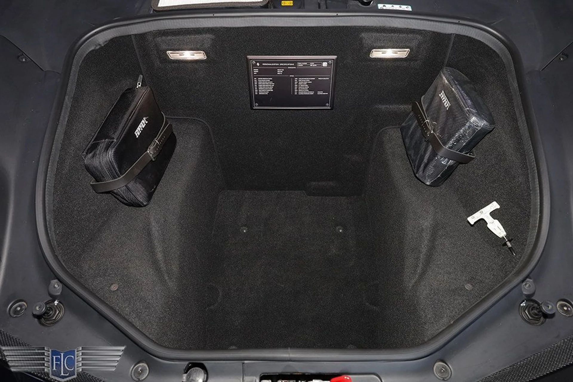 mph037_342156022_used_2019_ferrari_488_spider_convertible_6305_22989830_38_1024_e4caed0259