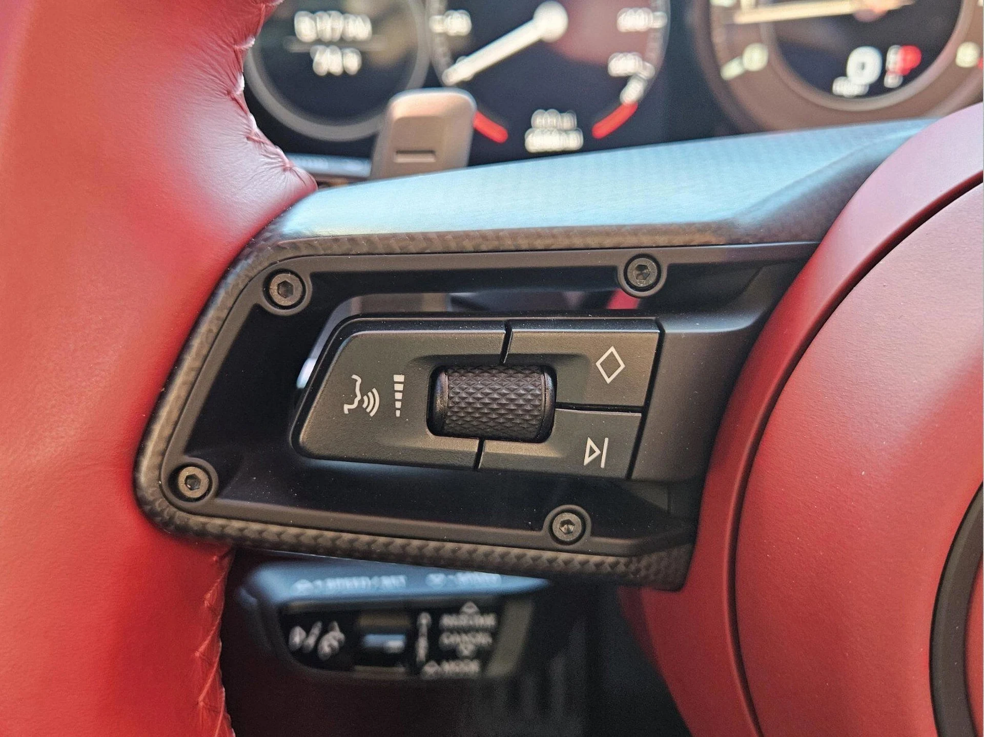 mph037_3428114283_09913c4d9f45c9278e57d081da691983x_ed31613ece