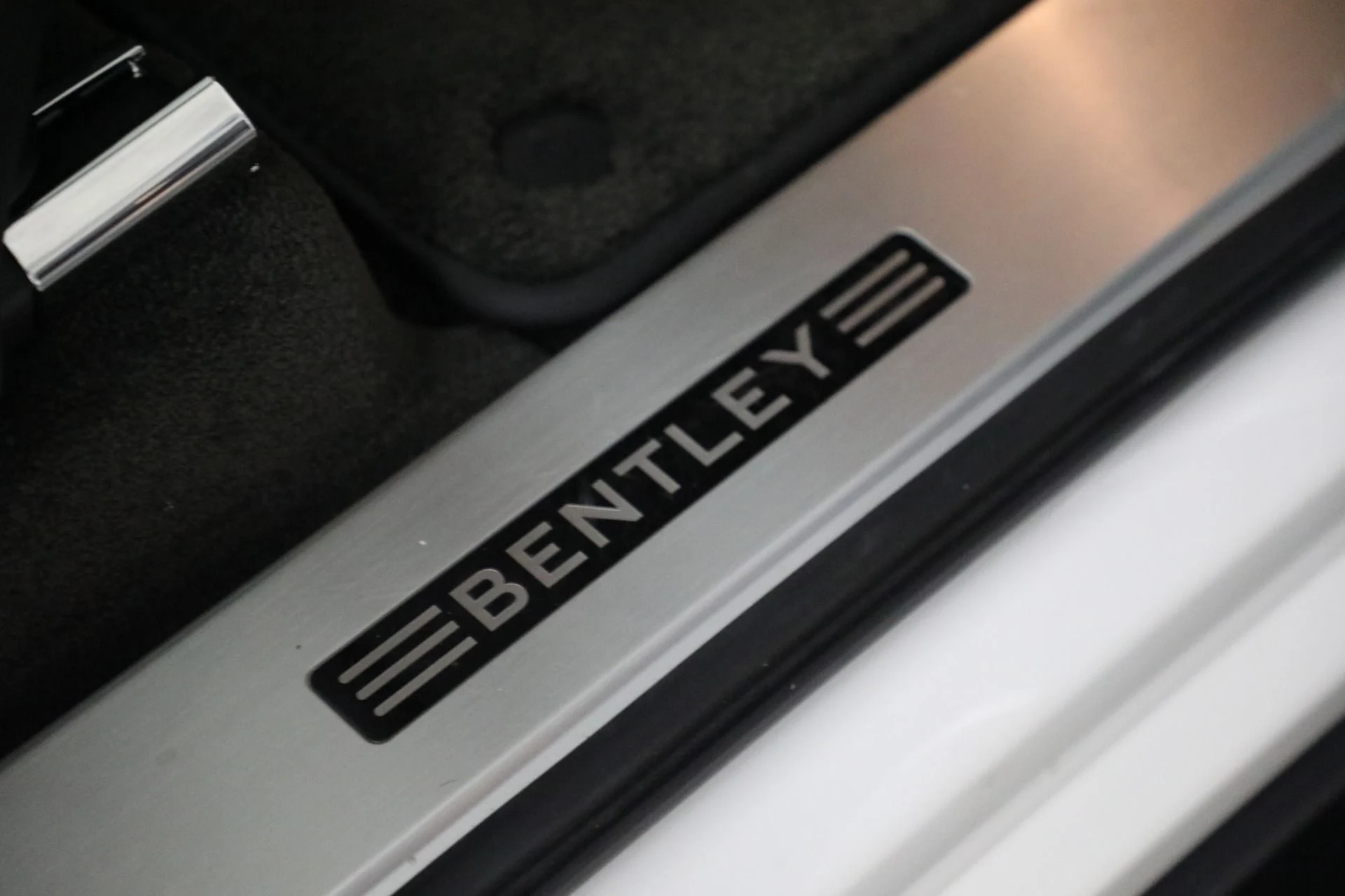 mph037_3433290287_Used_2018_Bentley_Bentayga_Activity_Edition_af7d5c7a17