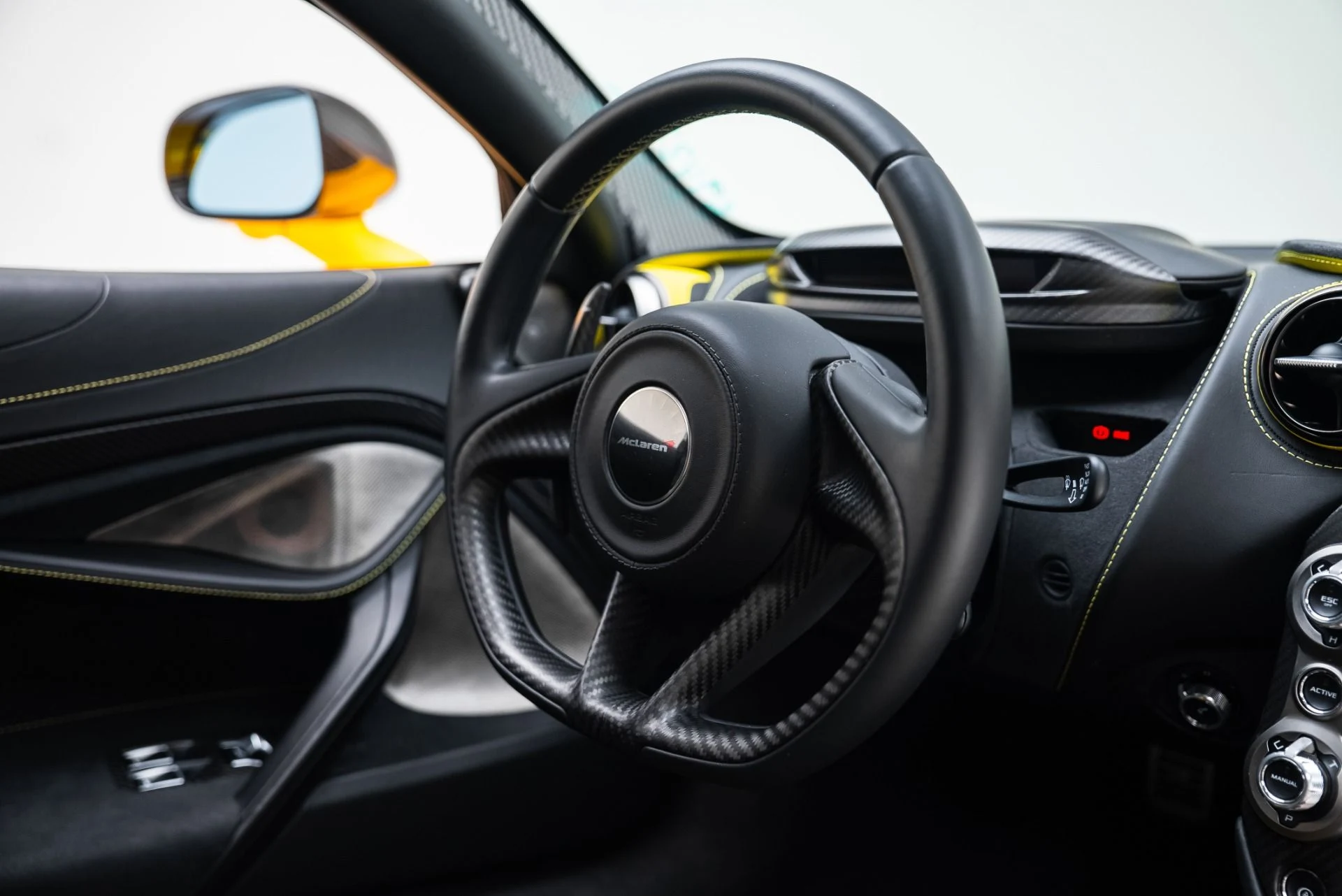 mph037_3435593922_Used_2018_Mc_Laren_720_S_Performance_1764709417_78a0b574e0