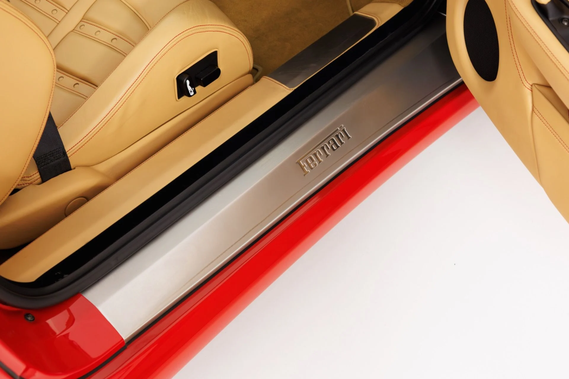 mph037_3445894173_Used_2007_Ferrari_F430_Spider_1775860932_9d8f6de662