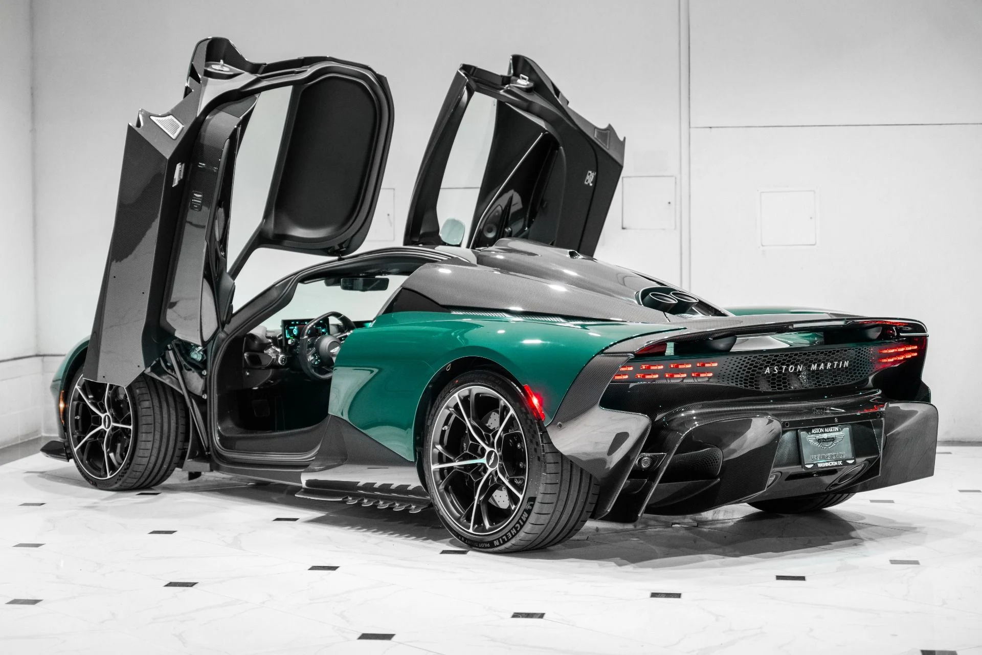 mph037_3447848810_New_2026_ASTON_MARTIN_VALHALLA_COUPE_1775321272_eb33636a92