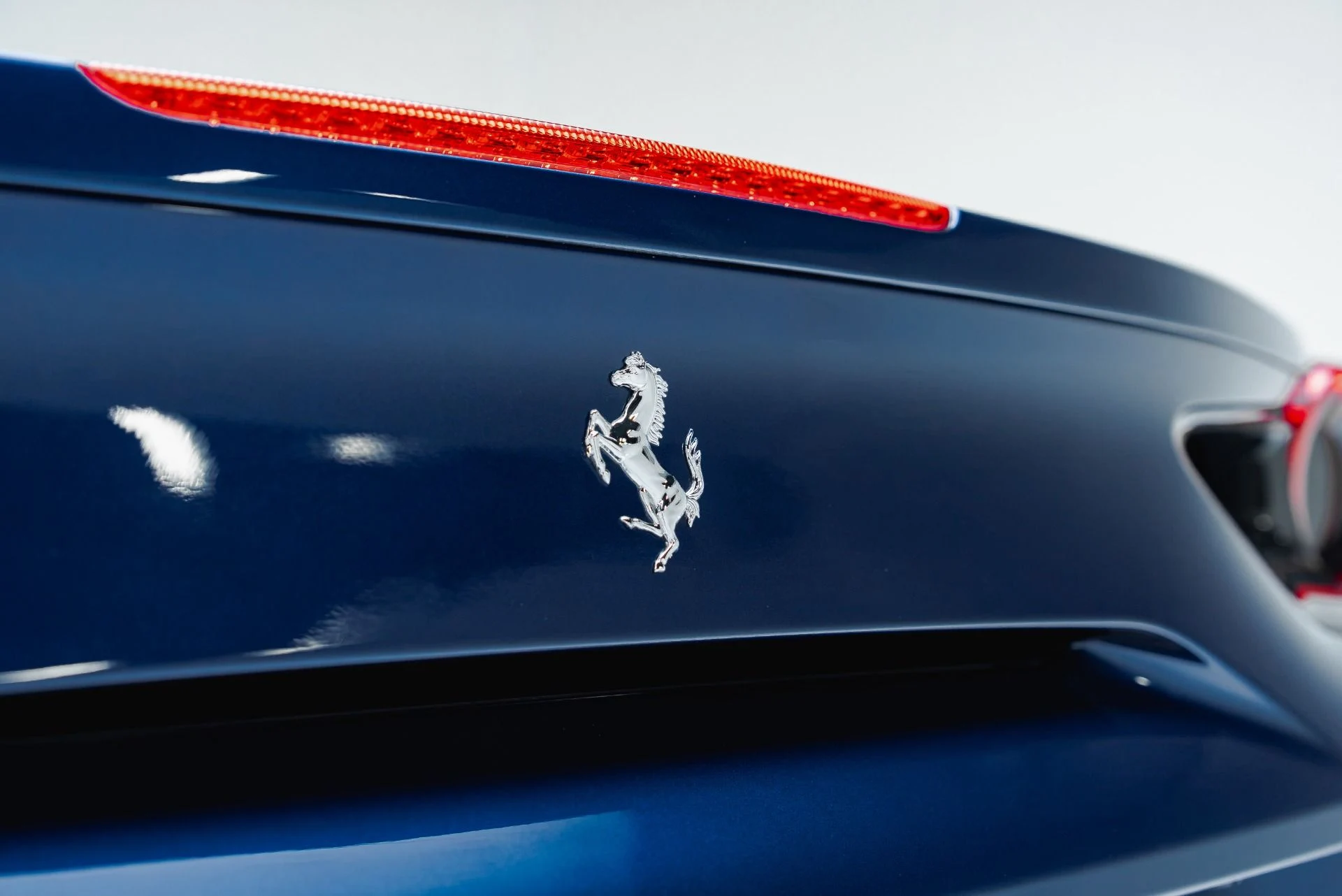 mph037_345152075_Used_2019_Ferrari_488_Spider_1791569561_e90e9946a2