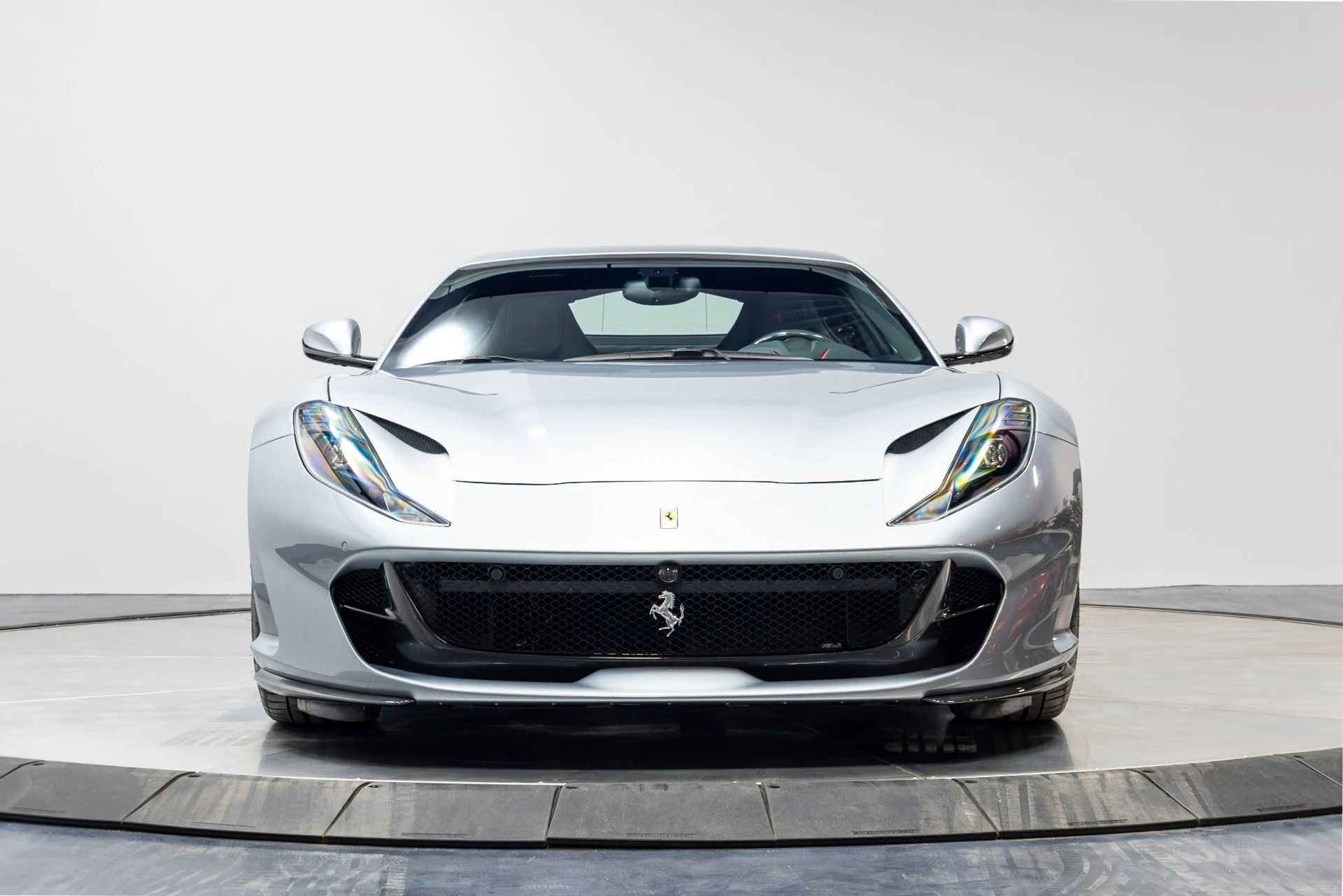 mph037_345496562_Used_2018_Ferrari_812_Superfast_1777416678_7ce1d83abe