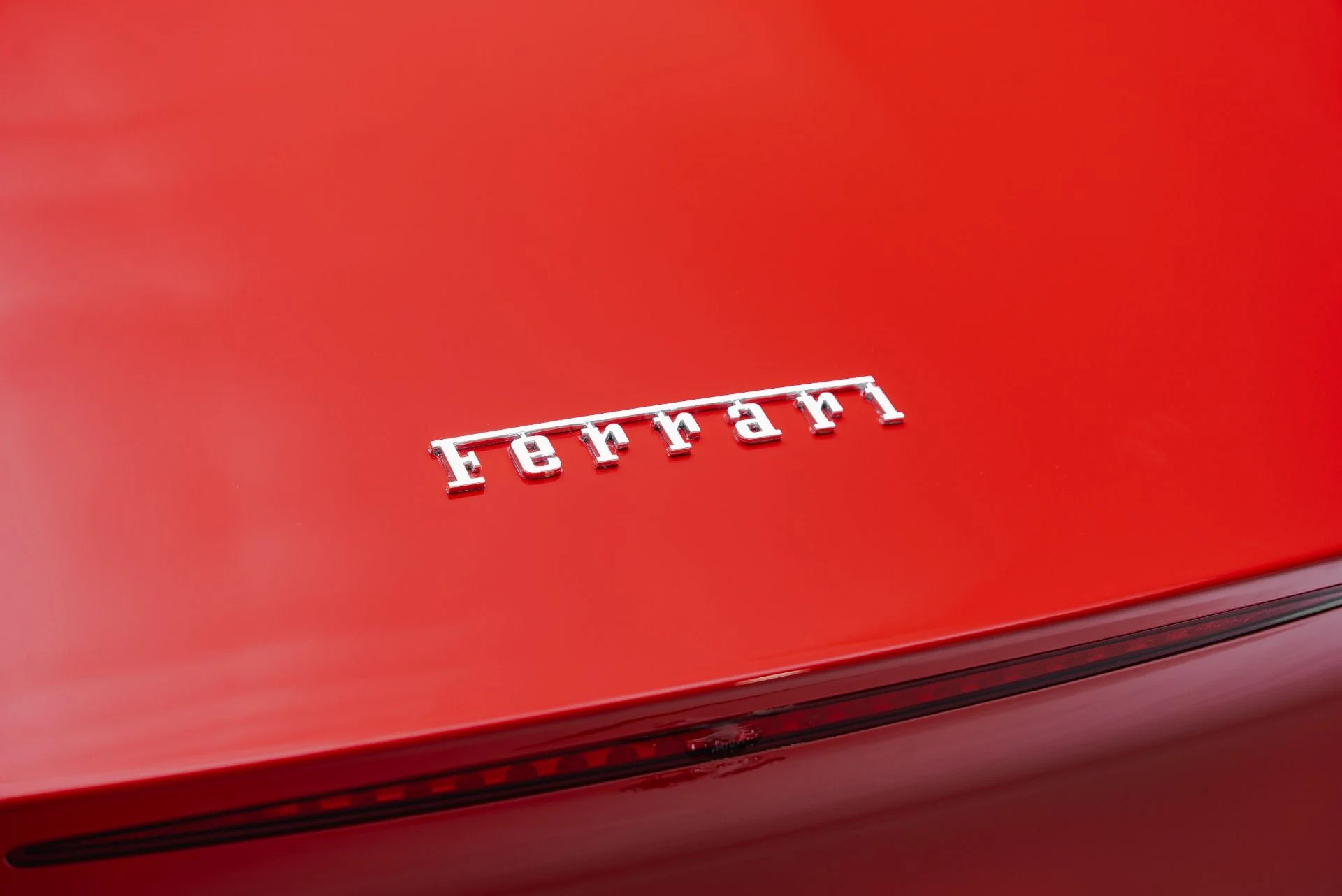 mph037_3464185963_Used_2011_Ferrari_California_1793140897_1844973085