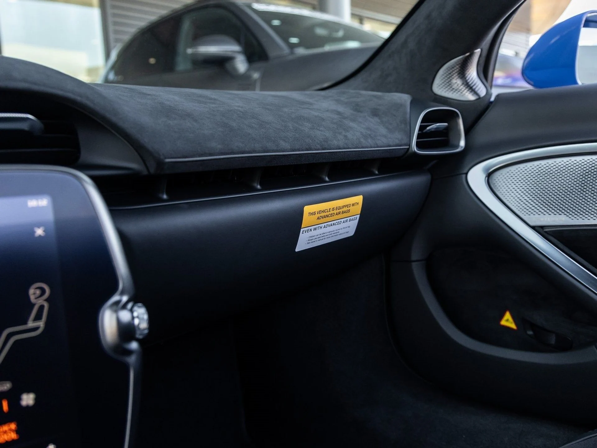 mph037_3502443669_38_a19401d401