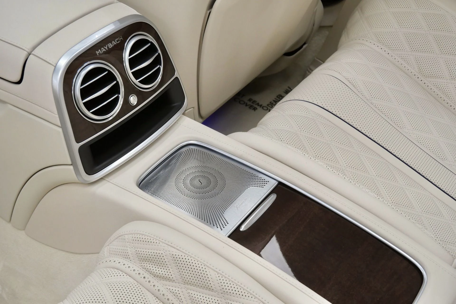 mph037_3514974389_Used_2017_Mercedes_Benz_Mercedes_Maybach_S650_Cabriolet_1758656467_5b6a122968