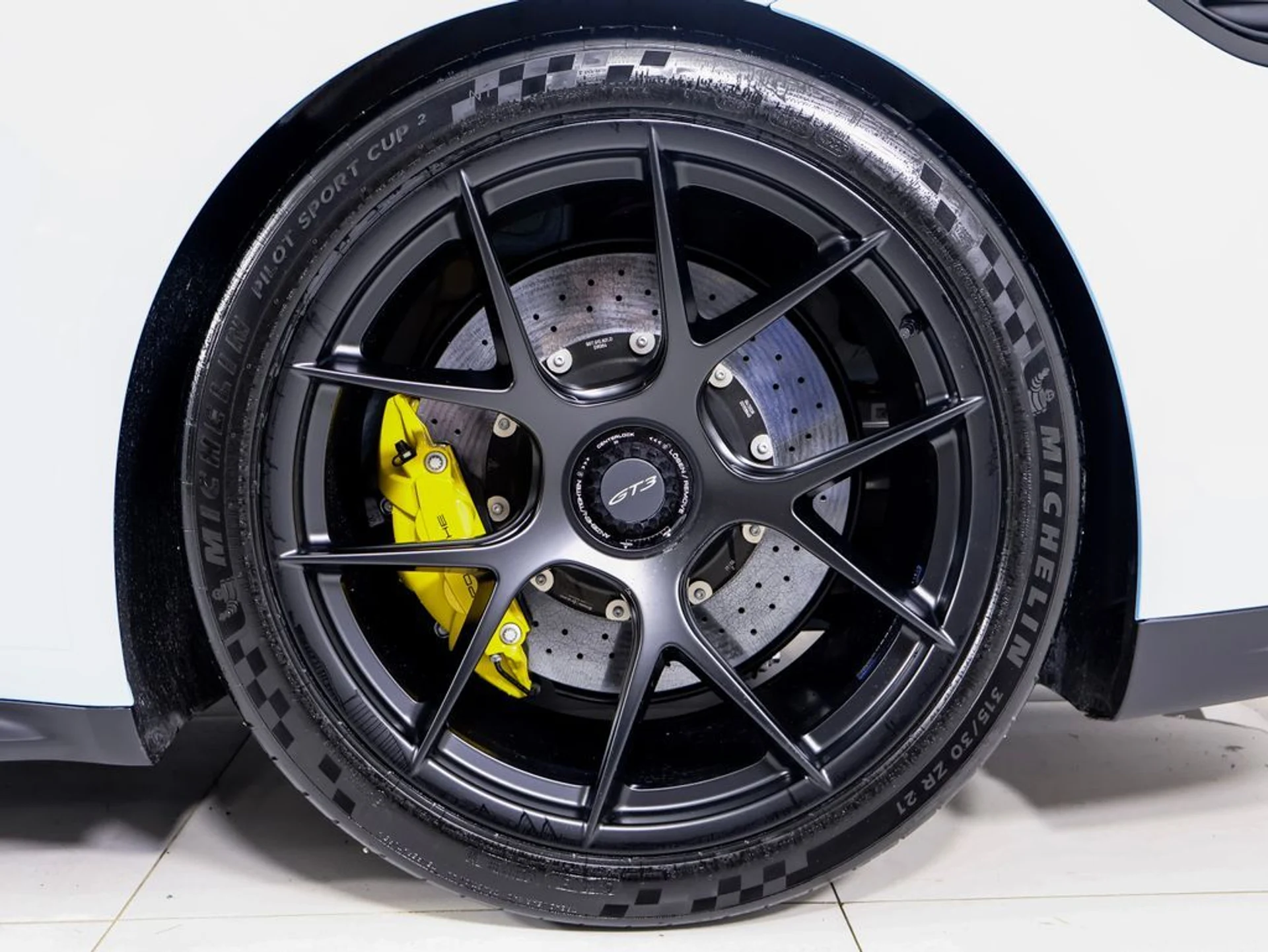 mph037_3520967062_dd1748e1dee93e70da770e16c7f15976x_93362b18a8