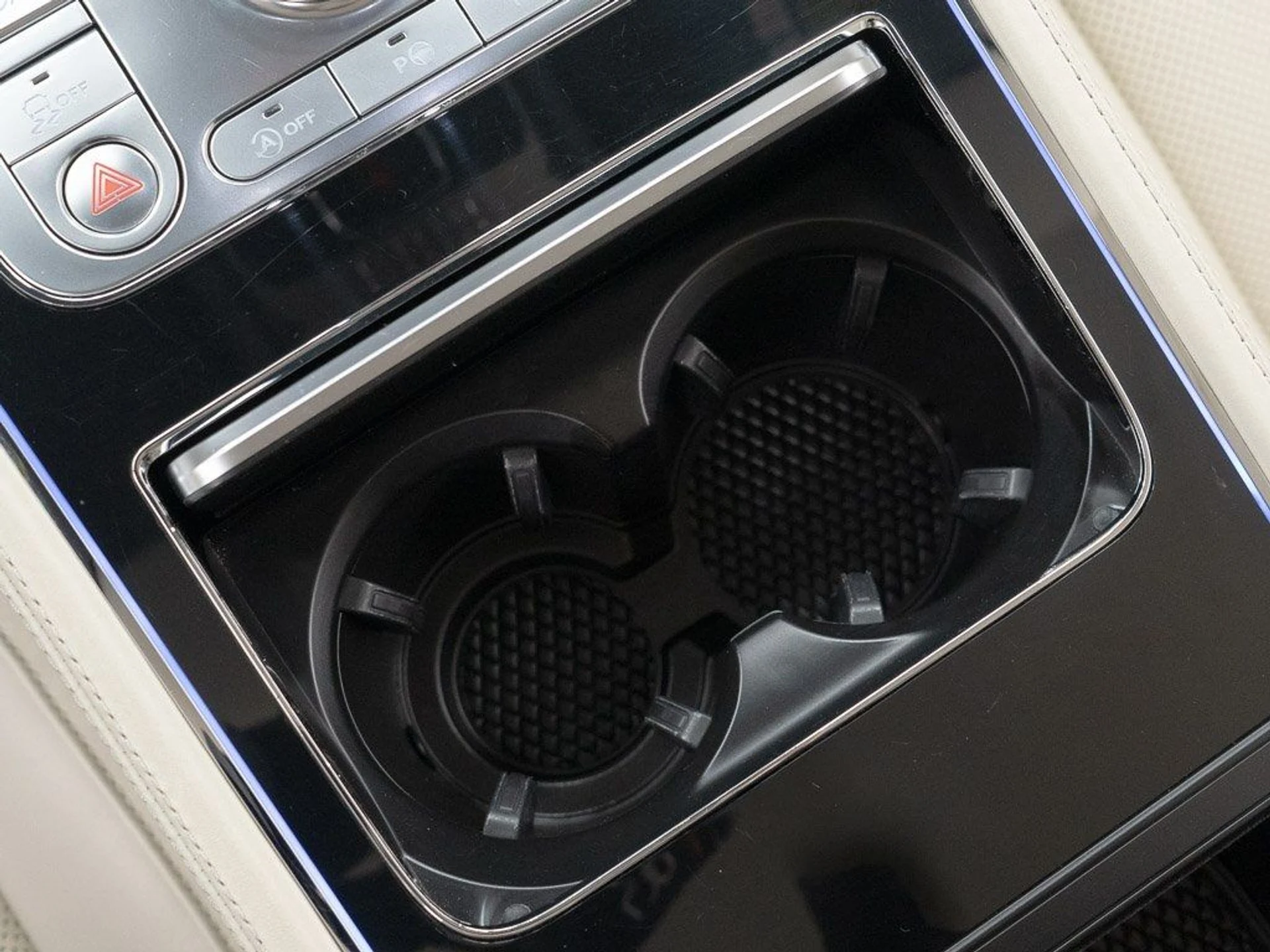 mph037_3521511866_df2d53ad301cf382ebdb63592002dee1_51af330f70