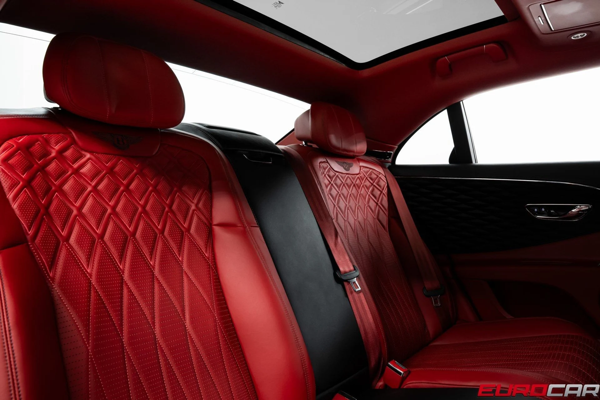 mph037_353063721_image_38_3a9a7162b8