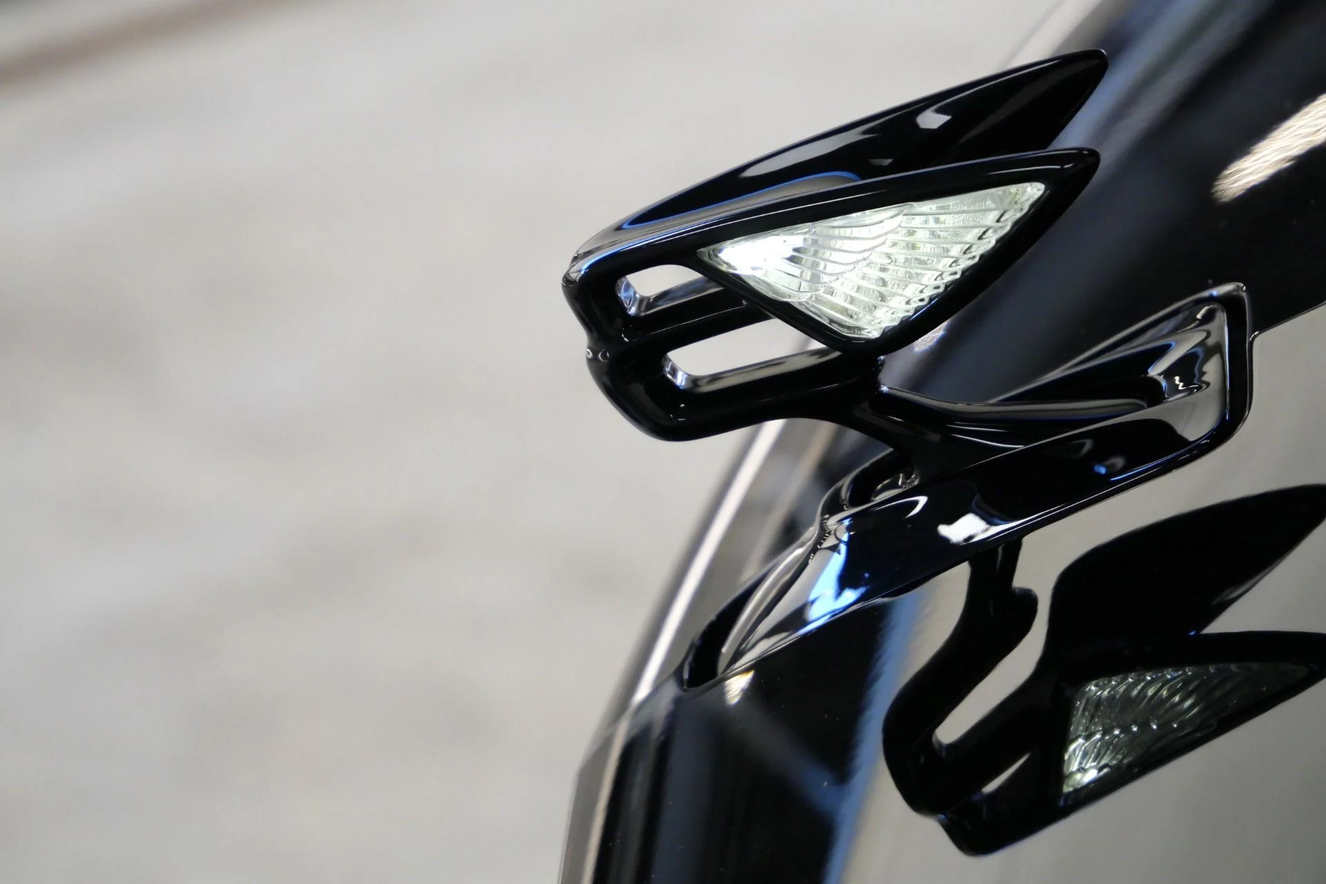 mph037_3534707259_Used_2024_Bentley_Flying_Spur_Speed_Big_Edition_12_Package_Naim_Audio_626_Horsepower_1757008708_fbd0bf3f93