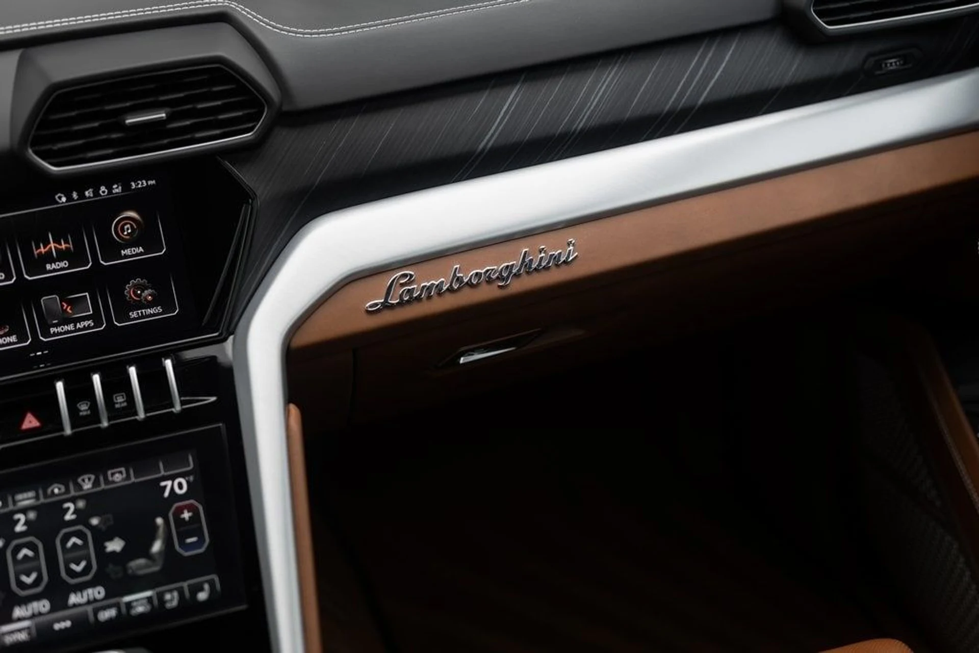 mph037_3543922643_a547c7c8312c76aa7b189baf65862b85x_0a1edecdb9