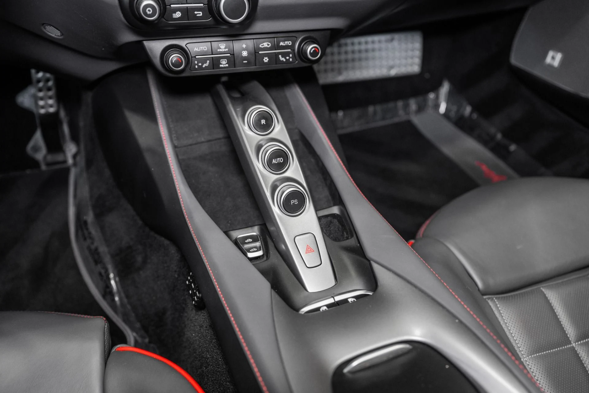 mph037_3558268999_Used_2019_Ferrari_Portofino_1780718714_ddabd64521