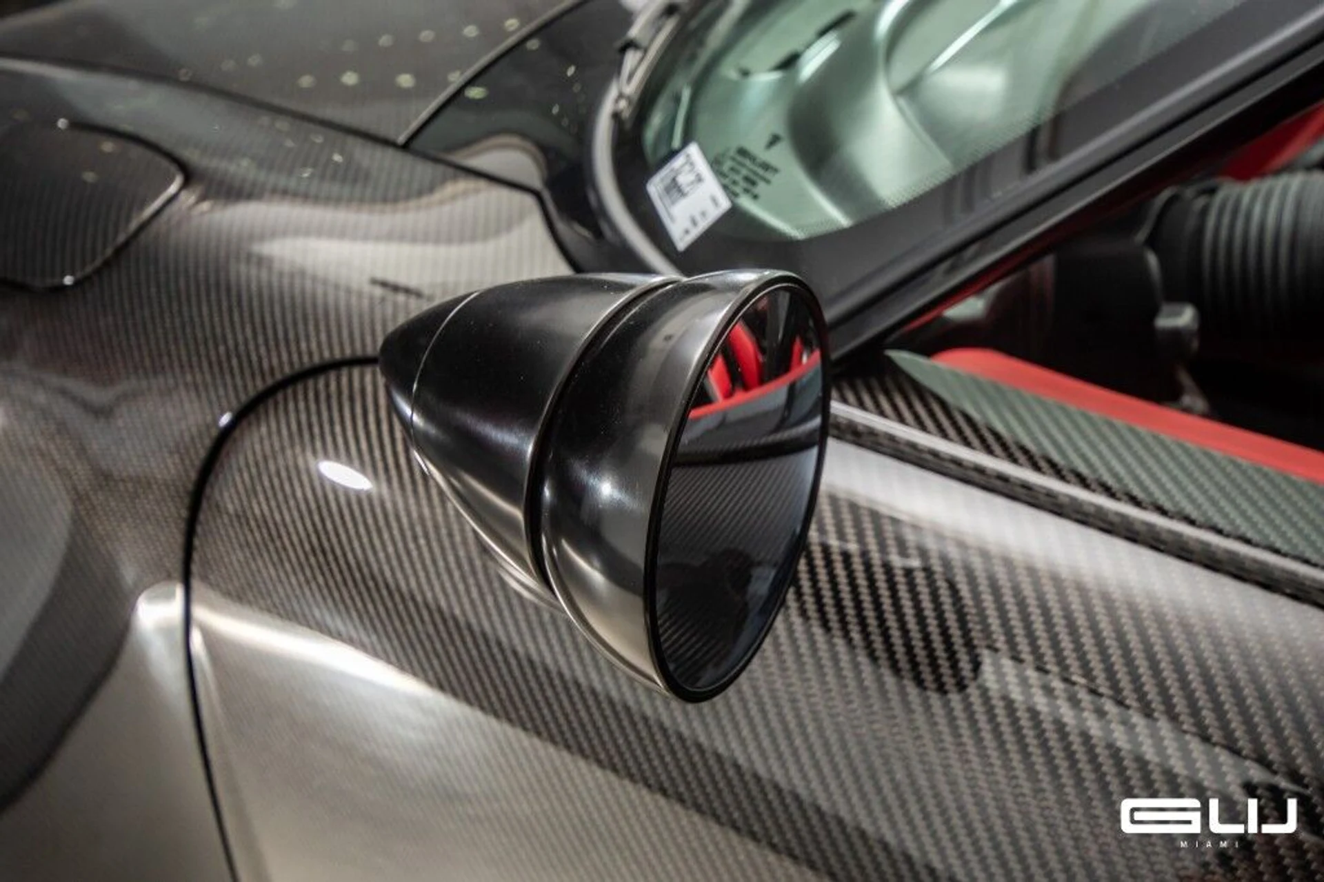 mph037_3574425503_65f165ef1eb45b443e21c733c8d48507_6157f0d591