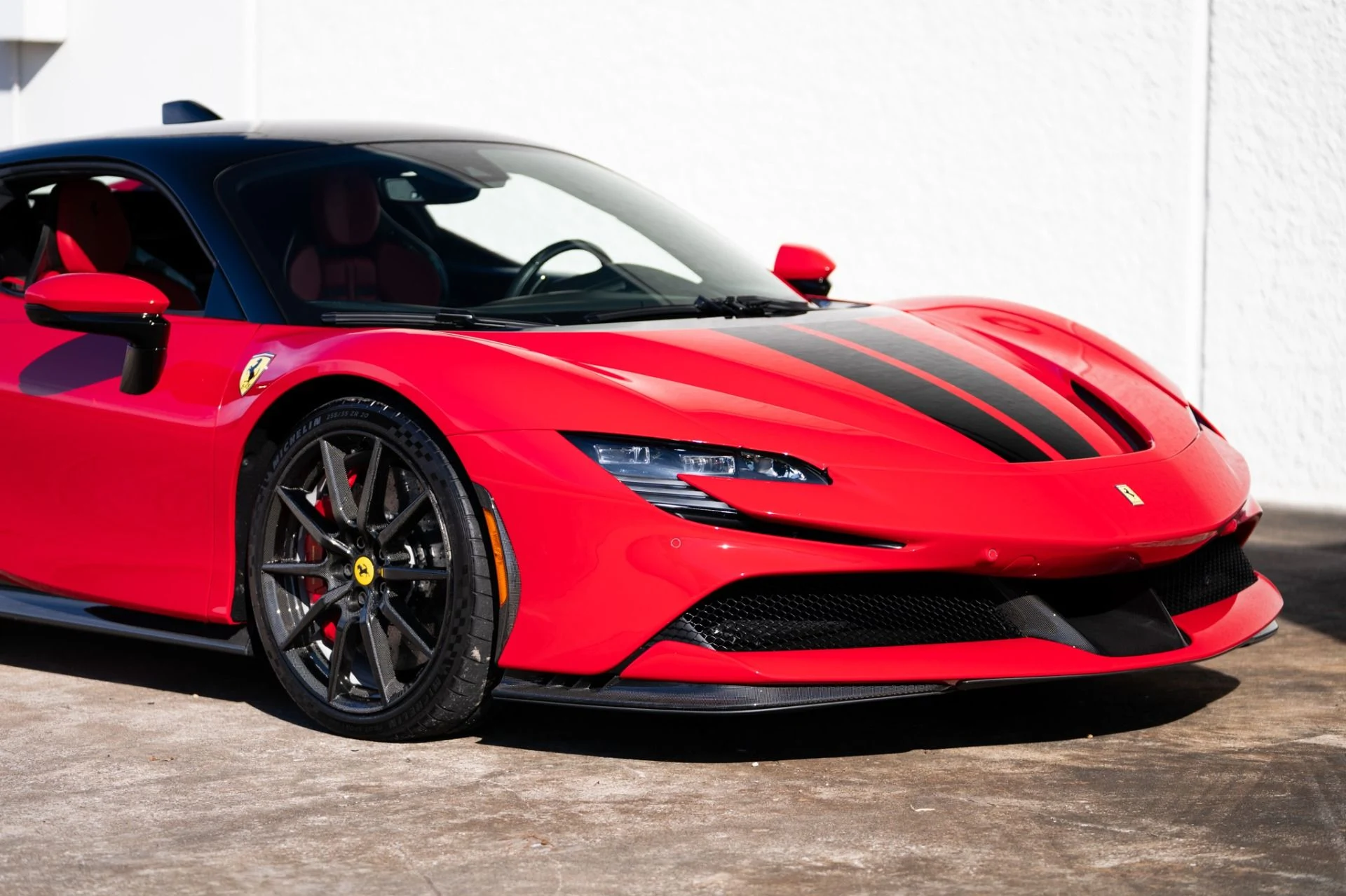 mph037_357820451_Used_2023_Ferrari_SF_90_Stradale_1764710816_6c96238257