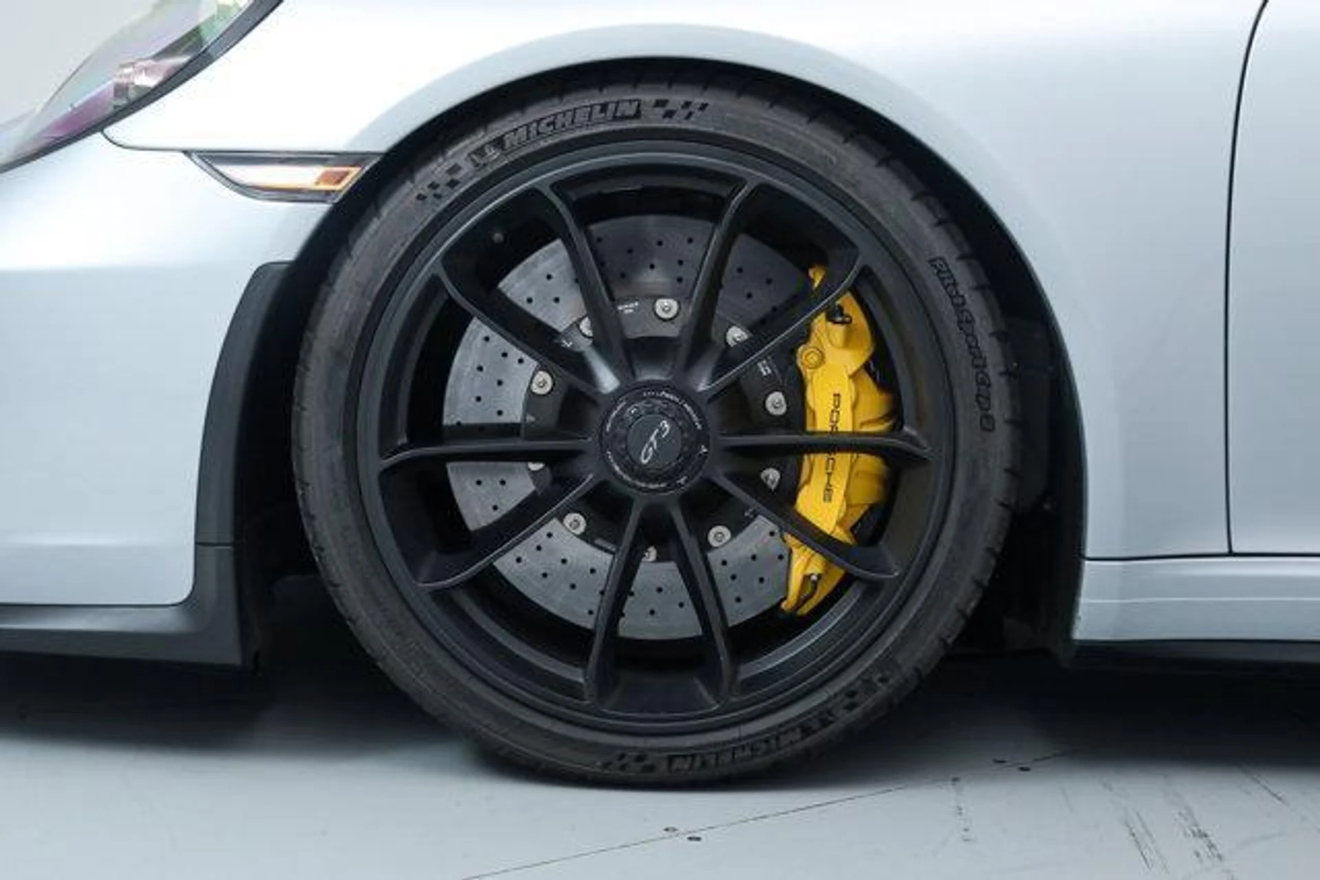 mph037_358066568_Ab_Rz2x_S_Lv_Rz_GW_Iu5gjr02p6yp_A_6d2c47225c