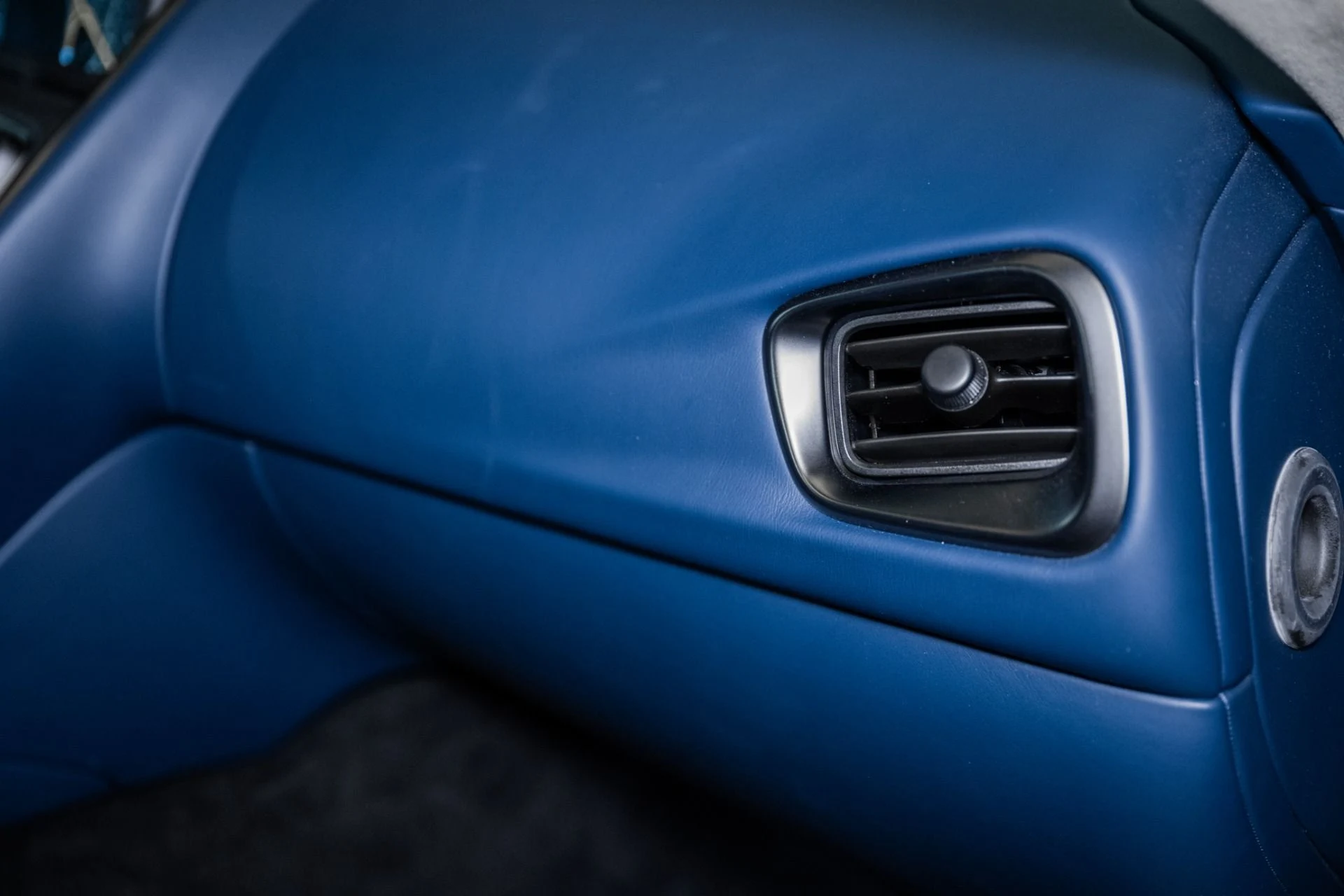 mph037_3584555885_Used_2020_Aston_Martin_DBS_Superleggera_1753546861_b904b63f70