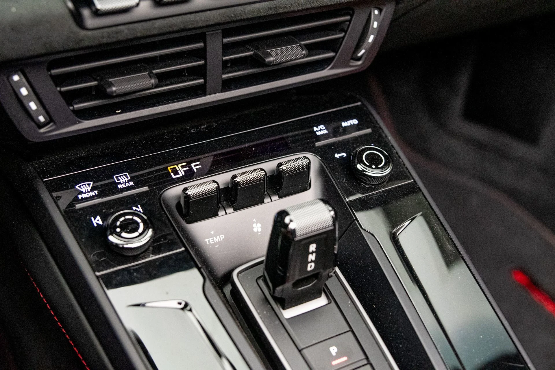 mph037_359240753_73d8c840c46c481fb25adf253d97b5e2_2fd44e3081