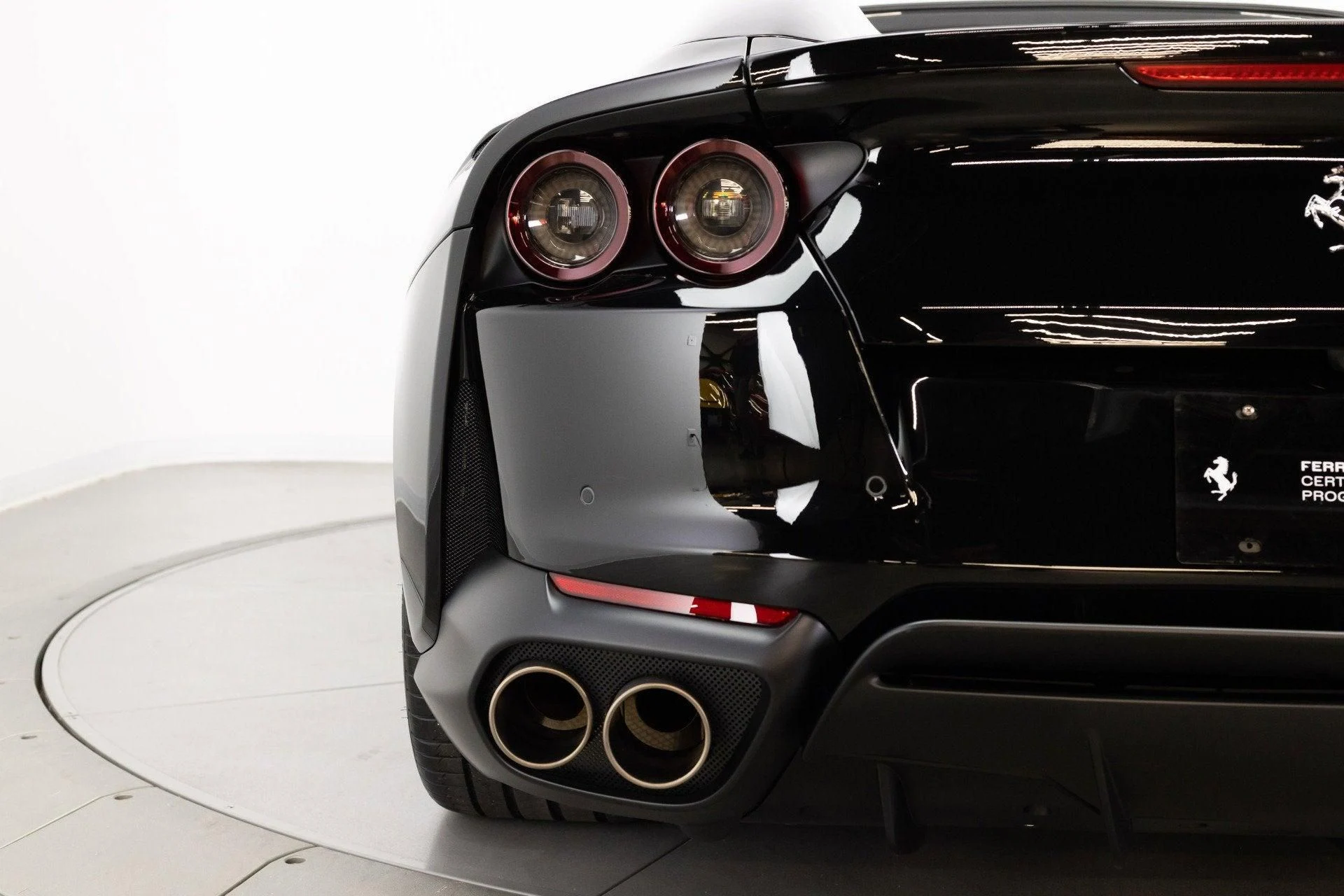 mph037_359837494_Used_2021_Ferrari_812_GTS_1778853186_09ec0b354b