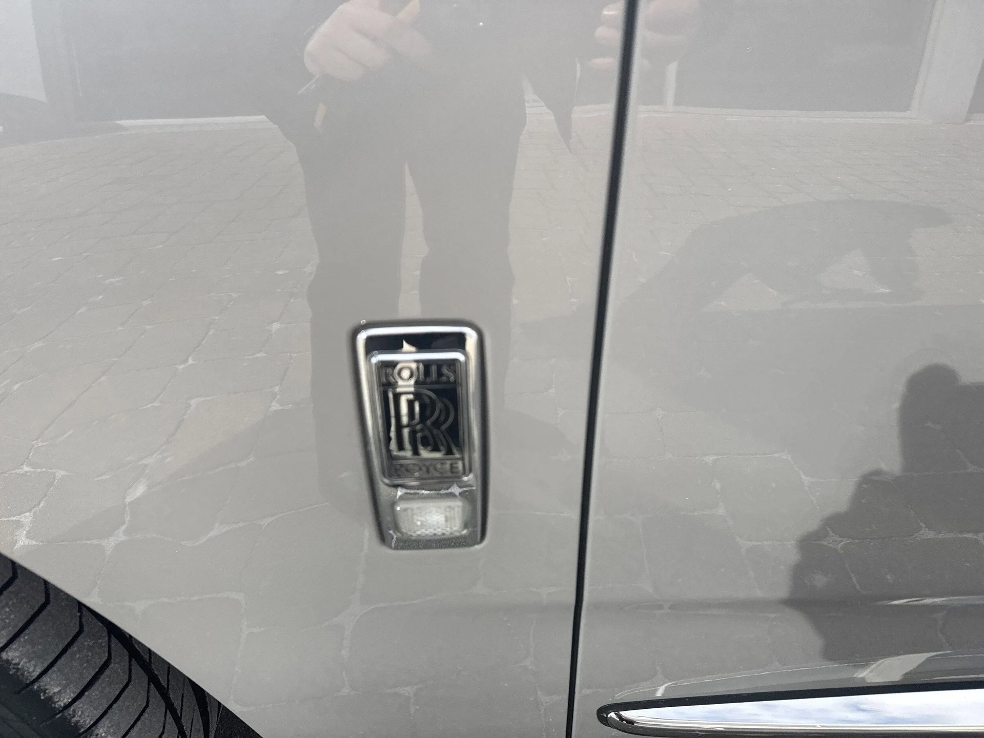 mph037_3614681089_dbb5cb6b70d64548f93ec016c3b9a847x_d05ff370cb