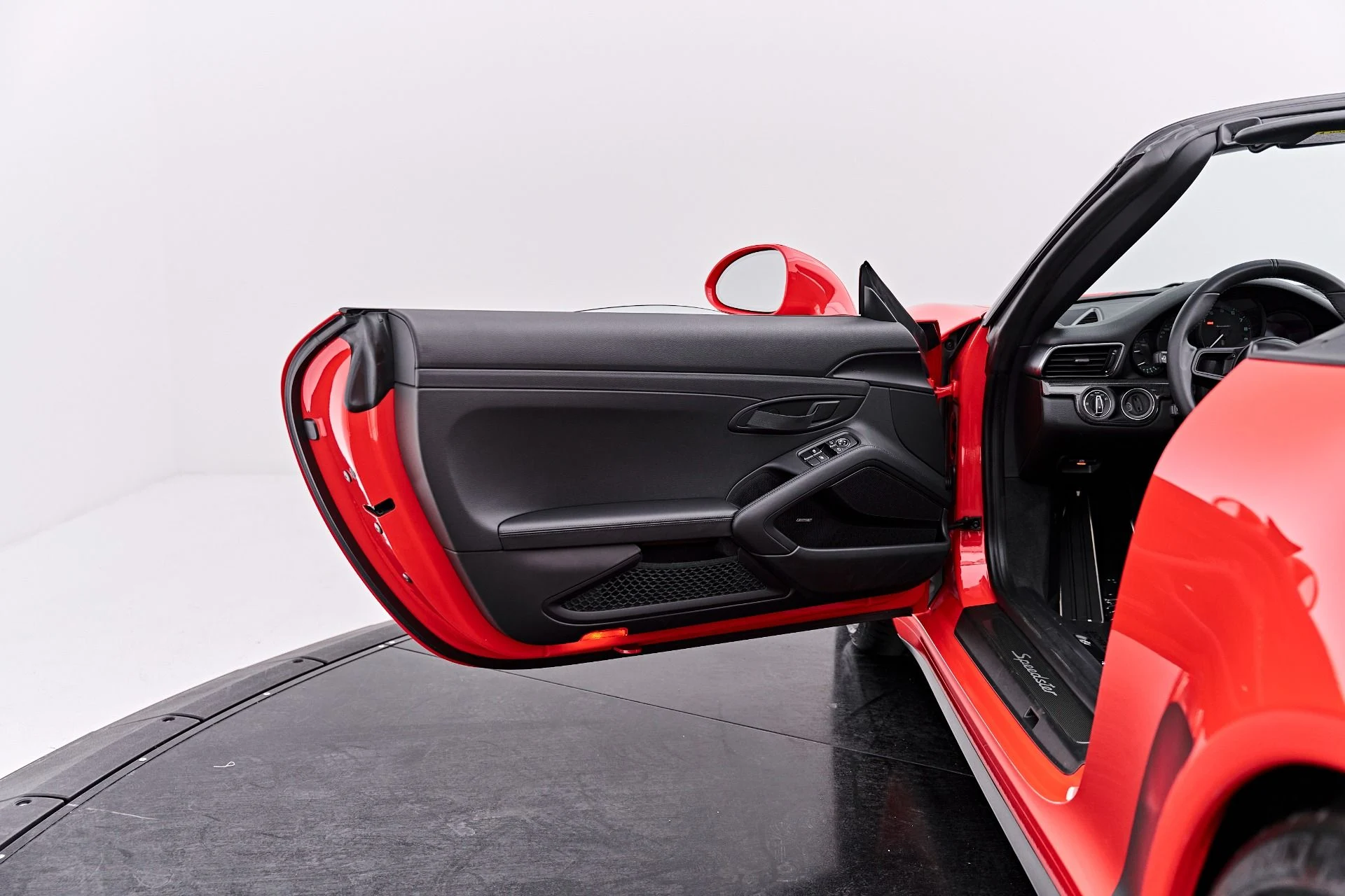 mph037_3617048277_Used_2019_Porsche_911_Speedster_1791997636_71b01567f2